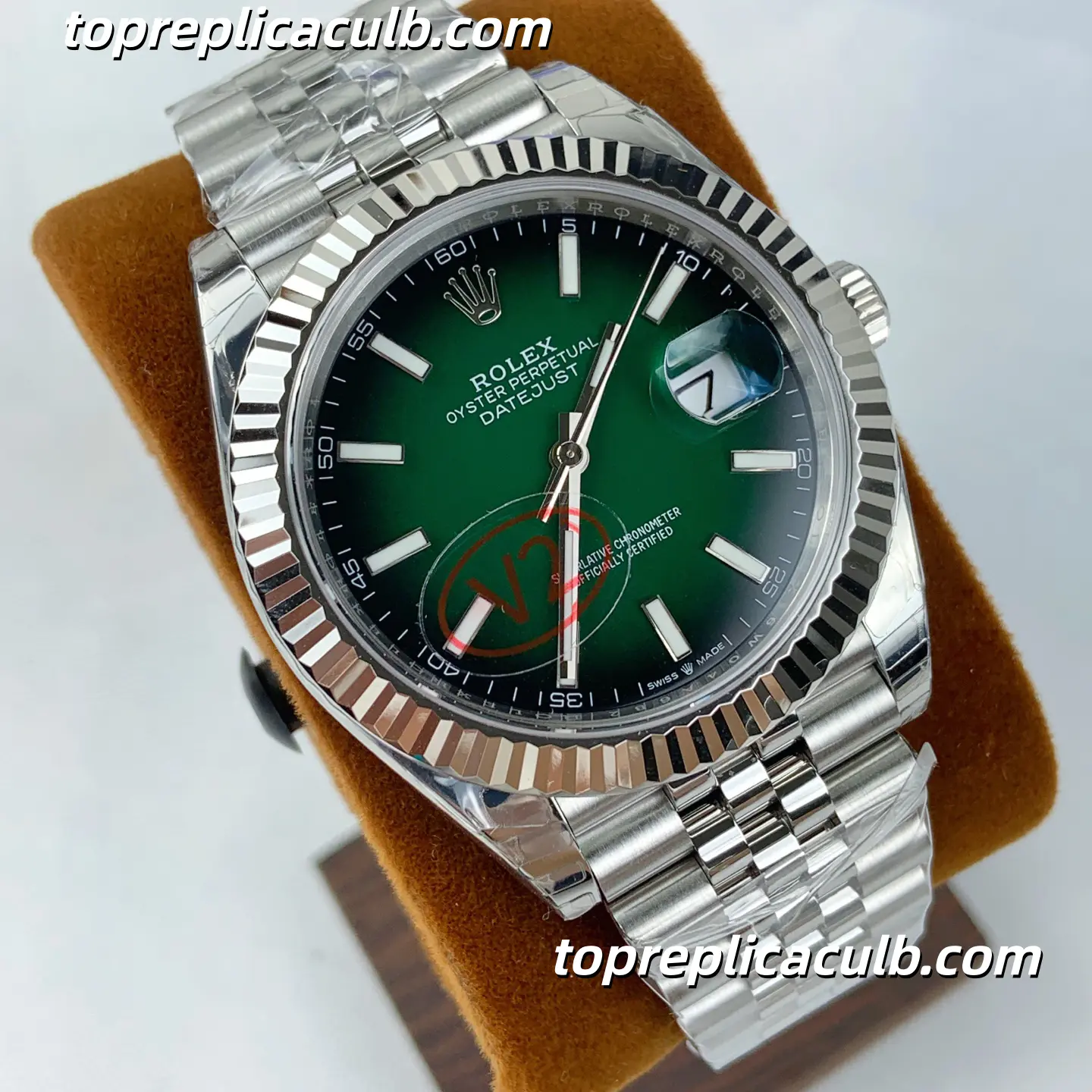 Rolex Datejust 126334-0033 41MM Green Sunburst Dial Fluted Bezel Jubilee Bracelet Super Clone Watch with 3235 Movement - Image 3