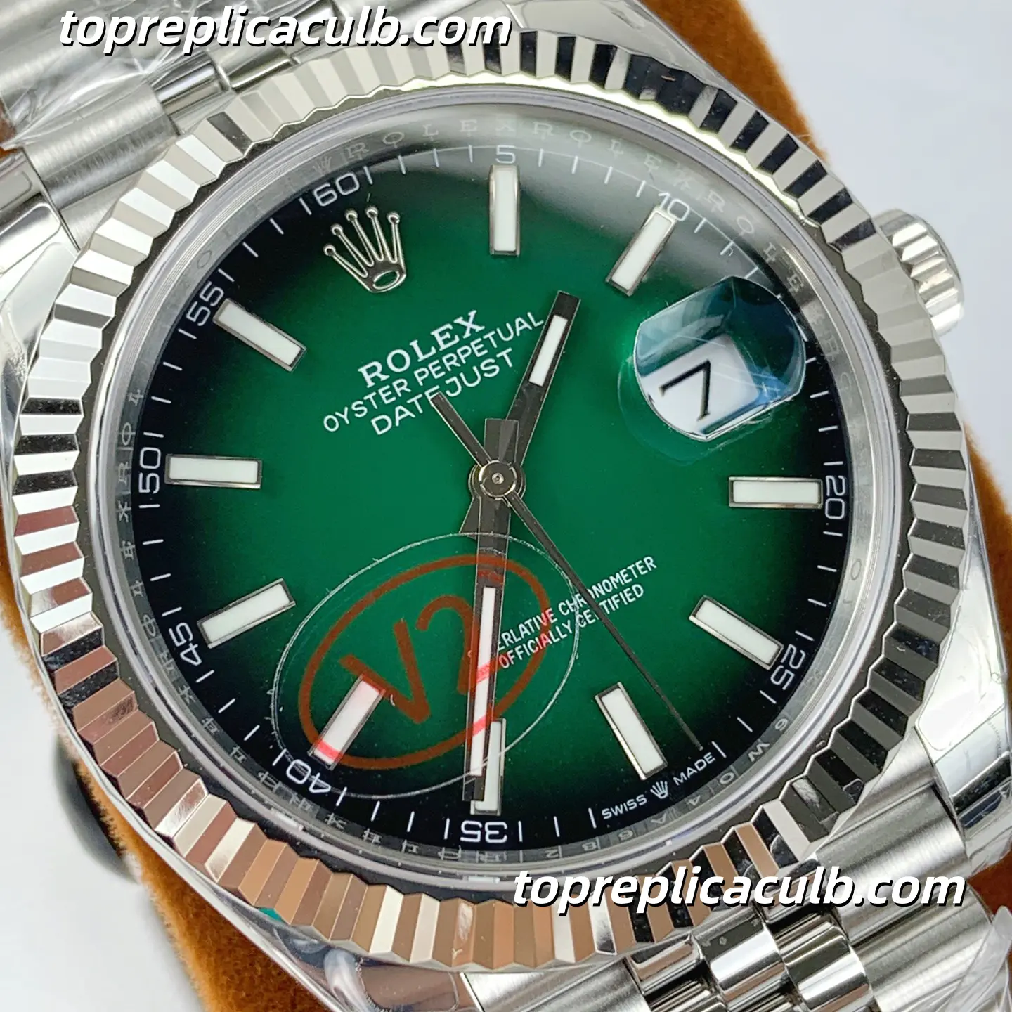 Rolex Datejust 126334-0033 41MM Green Sunburst Dial Fluted Bezel Jubilee Bracelet Super Clone Watch with 3235 Movement - Image 2