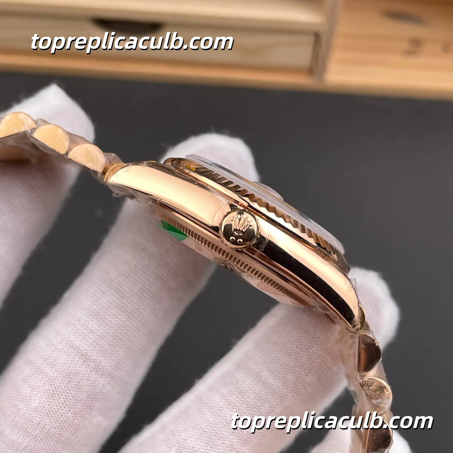 Rolex Day-Date M128235-0050 36MM Sundust Diamond Dial Everose Gold President Bracelet Super Clone Watch - Image 5