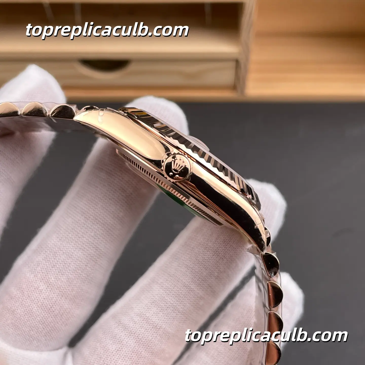 Rolex Day-Date M228235-0025 40MM Olive Green Dial Everose Gold President Bracelet Super Clone Watch - Image 5