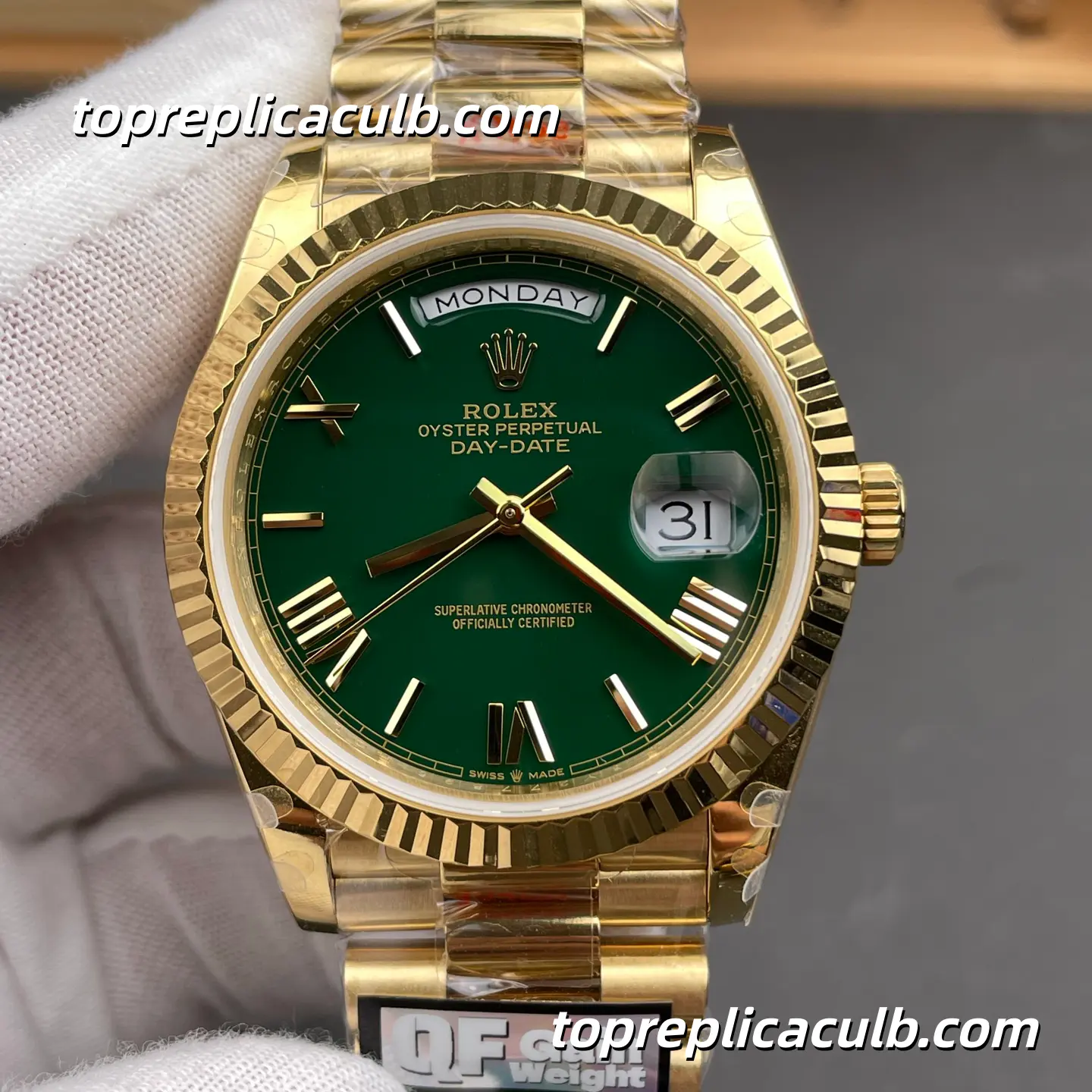Rolex Day-Date M228238-0061 40MM Green Dial Yellow Gold President Bracelet Super Clone Watch - Image 3