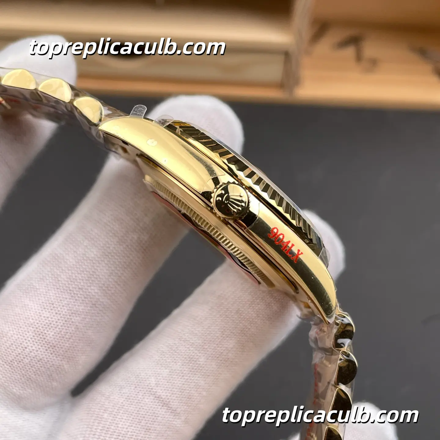Rolex Day-Date M228238-0061 40MM Green Dial Yellow Gold President Bracelet Super Clone Watch - Image 5