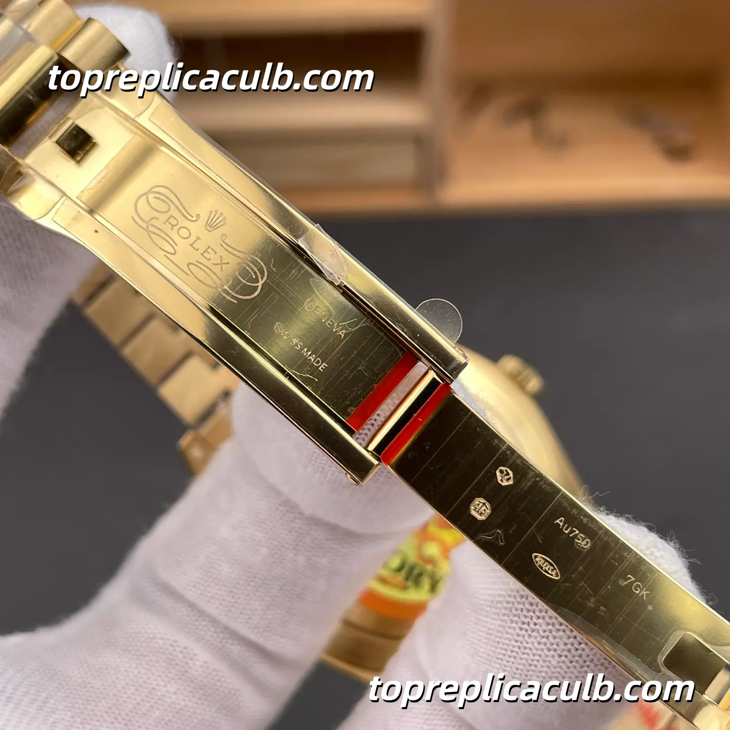 Rolex Day-Date M228238-0061 40MM Green Dial Yellow Gold President Bracelet Super Clone Watch - Image 7