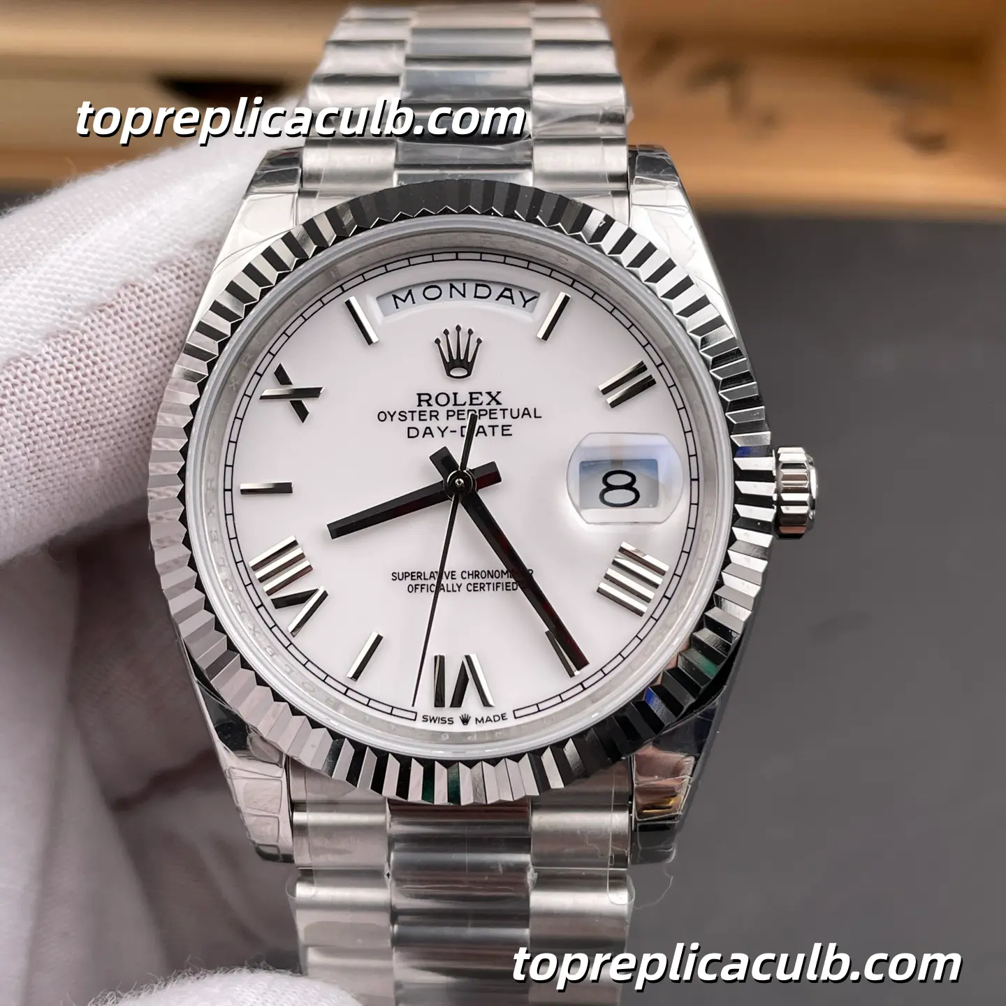 Rolex Day-Date M228239-0046 40MM White Dial President Bracelet Super Clone Watch with Day and Date Display - Image 3