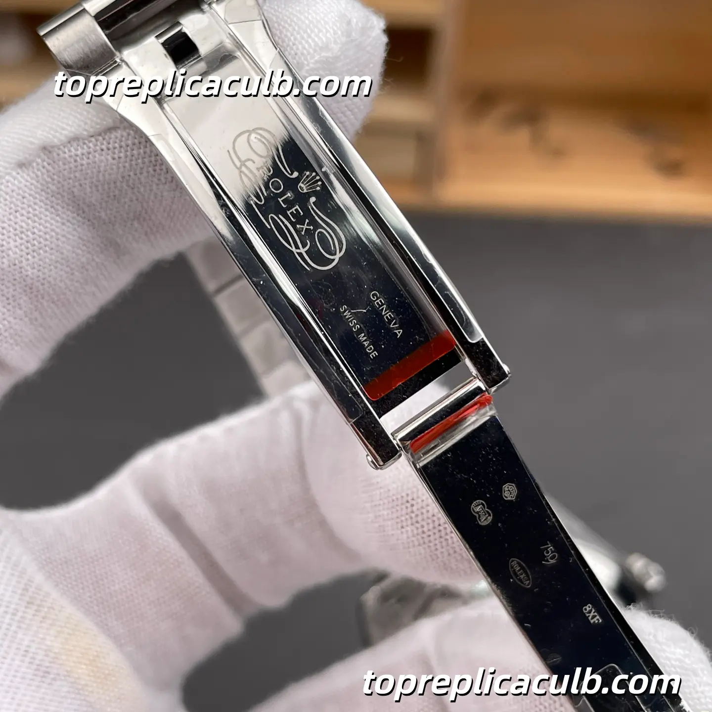 Rolex Day-Date M228239-0046 40MM White Dial President Bracelet Super Clone Watch with Day and Date Display - Image 7