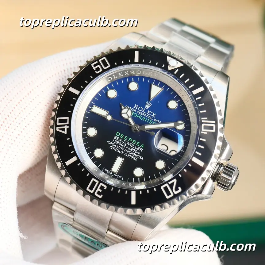 Rolex Deepsea Sea-Dweller 44MM 136660-0005 D-Blue Dial Oyster Bracelet Super Clone Watch with 3235 Movement - Image 4