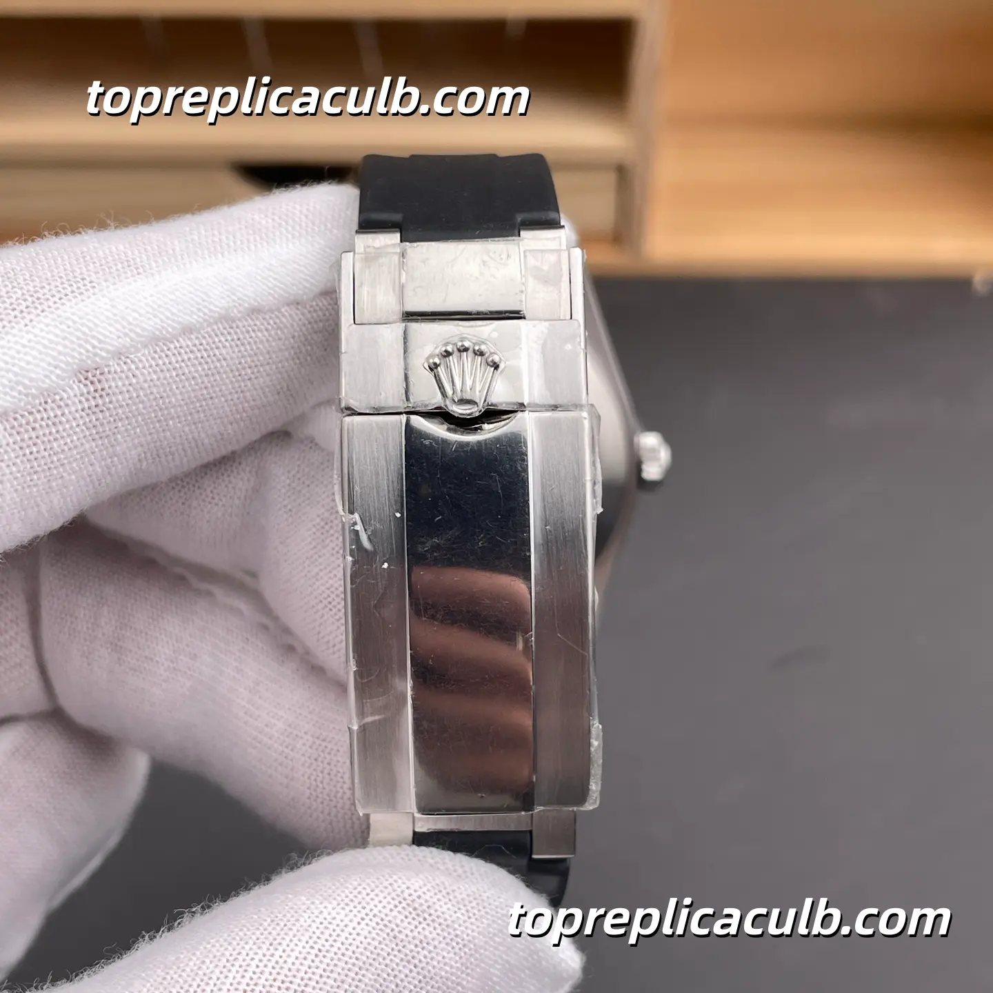 Rolex Explorer 39MM 214270-0003 Black Dial Rubber Strap Super Clone Watch with 3132 Movement - Image 8