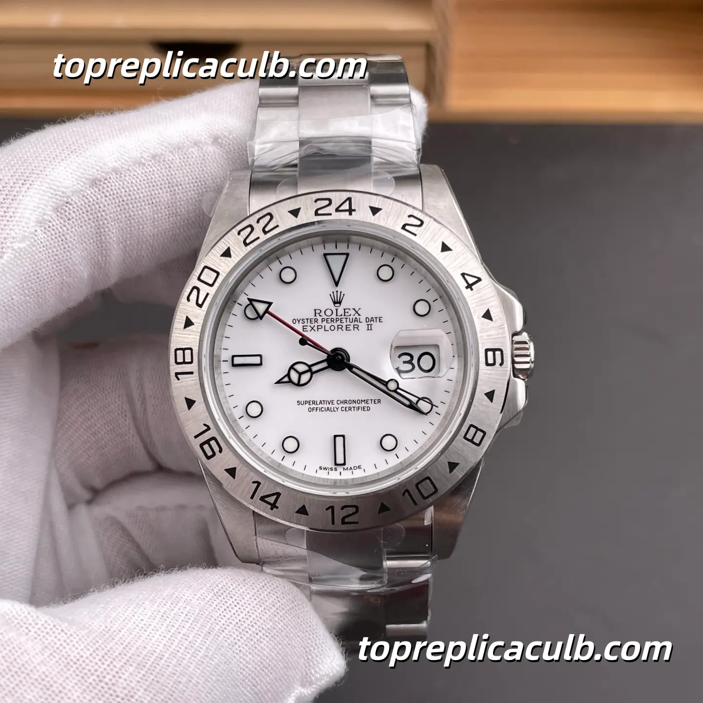 Rolex Explorer II 42MM 226570-0001 White Dial Oyster Bracelet Super Clone Watch with 3285 Movement
