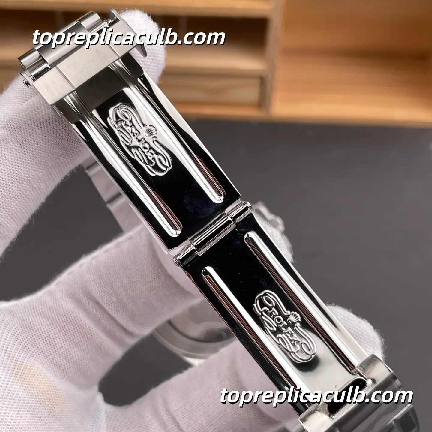 Rolex Explorer II 42MM 226570-0001 White Dial Oyster Bracelet Super Clone Watch with 3285 Movement - Image 8