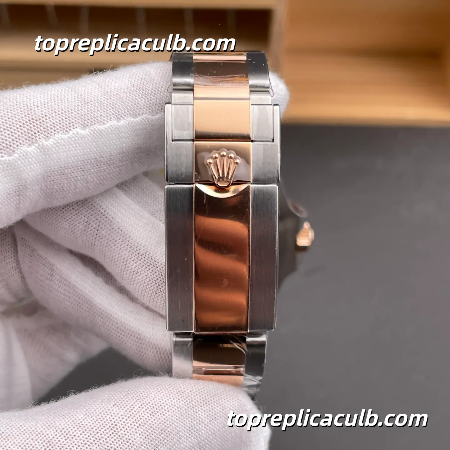 Rolex GMT-Master II Root Beer 126711CHNR-0002 40MM Black Dial Brown & Black Ceramic Bezel Two Tone Oyster Bracelet Super Clone Watch with 3285 Movement - Image 8