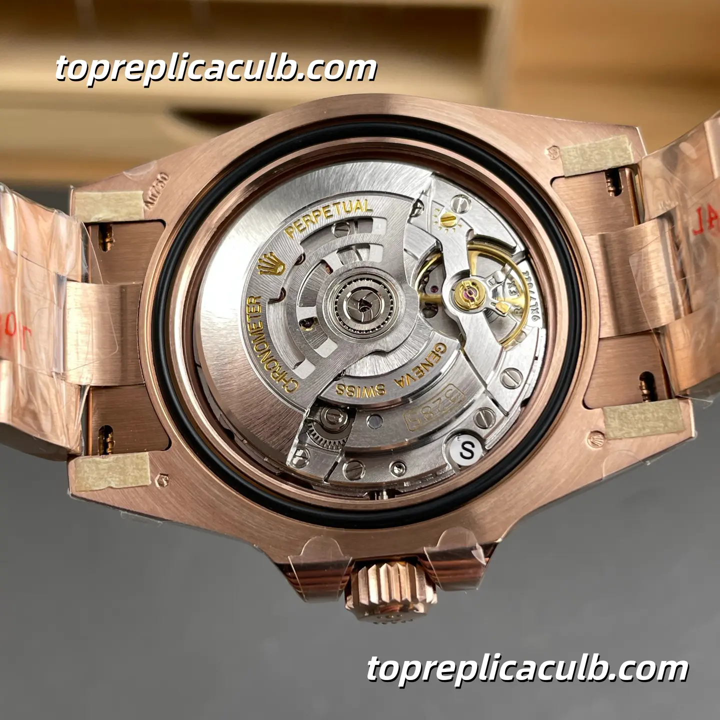 Rolex GMT-Master II Root Beer 126715CHNR-0001 40MM Black Dial Brown & Black Ceramic Bezel Everose Gold Oyster Bracelet Super Clone Watch with 3285 Movement - Image 7