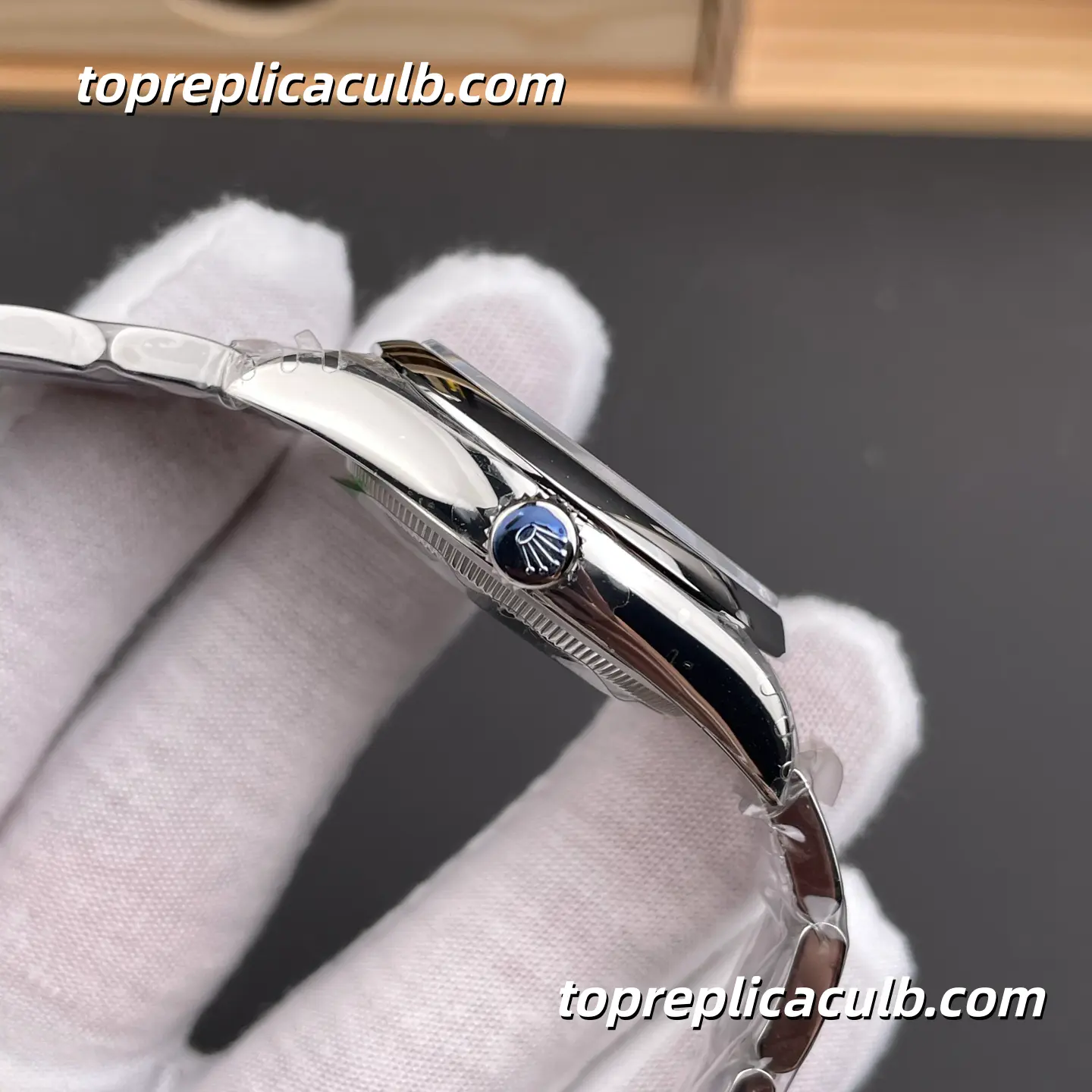 Rolex Oyster Perpetual 36MM 126000-0005 Green Dial Oyster Bracelet Super Clone Watch with 3230 Movement - Image 5