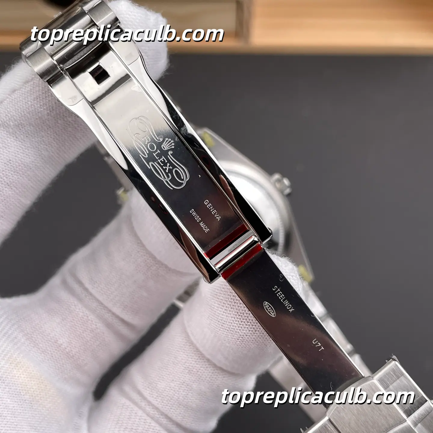 Rolex Oyster Perpetual 36MM 126000-0005 Green Dial Oyster Bracelet Super Clone Watch with 3230 Movement - Image 8