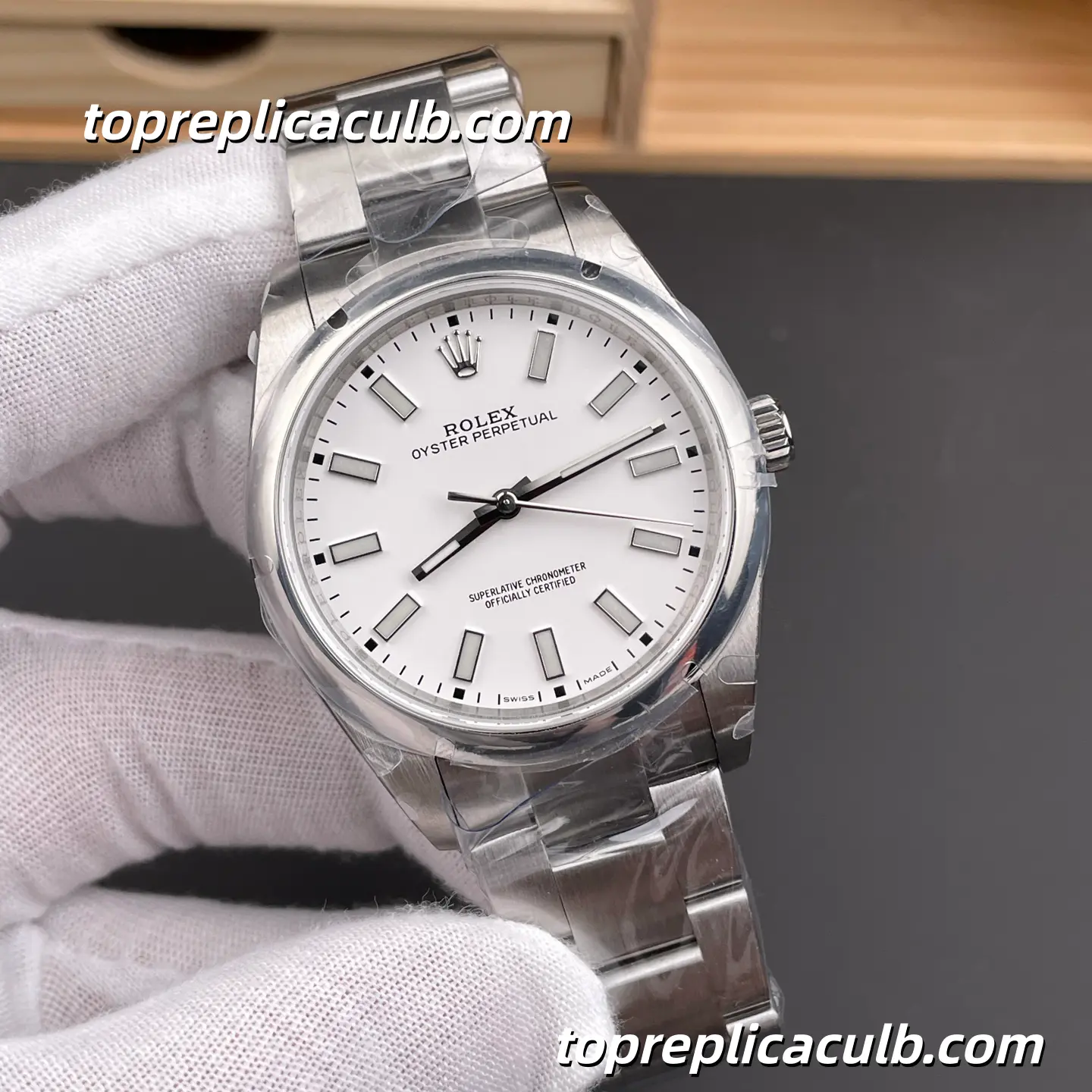Rolex Oyster Perpetual 39MM 114300-0004 White Dial Oyster Bracelet Super Clone Watch with 3132 Movement - Image 4
