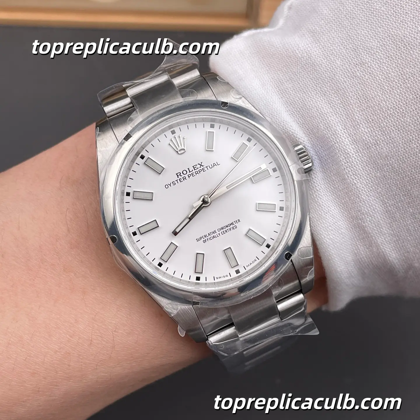 Rolex Oyster Perpetual 39MM 114300-0004 White Dial Oyster Bracelet Super Clone Watch with 3132 Movement - Image 2