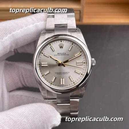 Rolex Oyster Perpetual 41MM 134300-0001 Silver Dial Oyster Bracelet Super Clone Watch with 3230 Movement