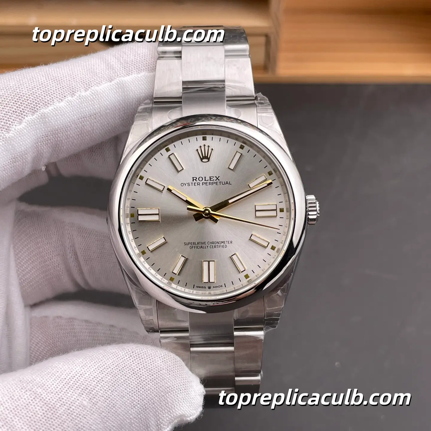 Rolex Oyster Perpetual 41MM 134300-0001 Silver Dial Oyster Bracelet Super Clone Watch with 3230 Movement