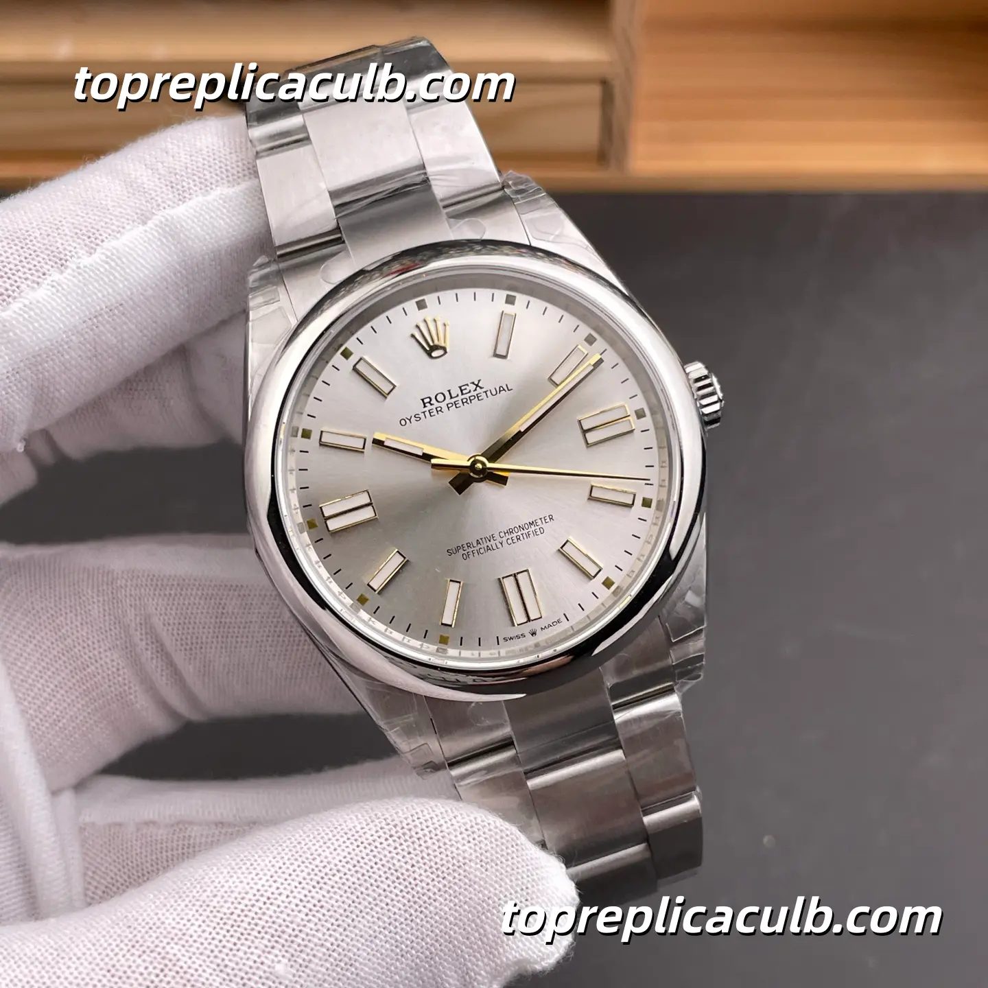 Rolex Oyster Perpetual 41MM 134300-0001 Silver Dial Oyster Bracelet Super Clone Watch with 3230 Movement - Image 4