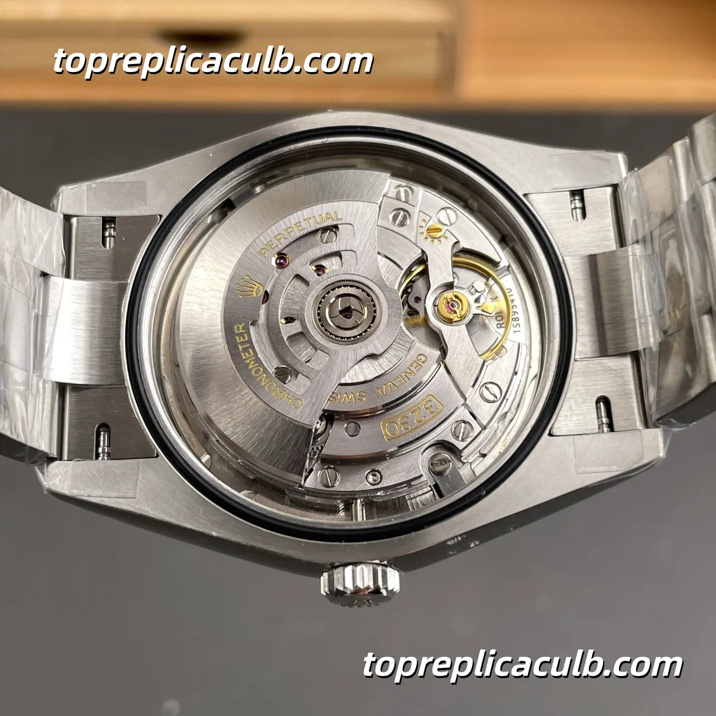 Rolex Oyster Perpetual 41MM 134300-0001 Silver Dial Oyster Bracelet Super Clone Watch with 3230 Movement - Image 9