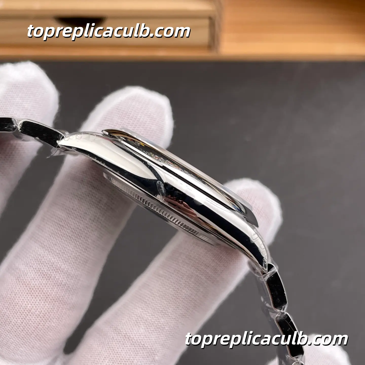 Rolex Oyster Perpetual 41MM 134300-0001 Silver Dial Oyster Bracelet Super Clone Watch with 3230 Movement - Image 6