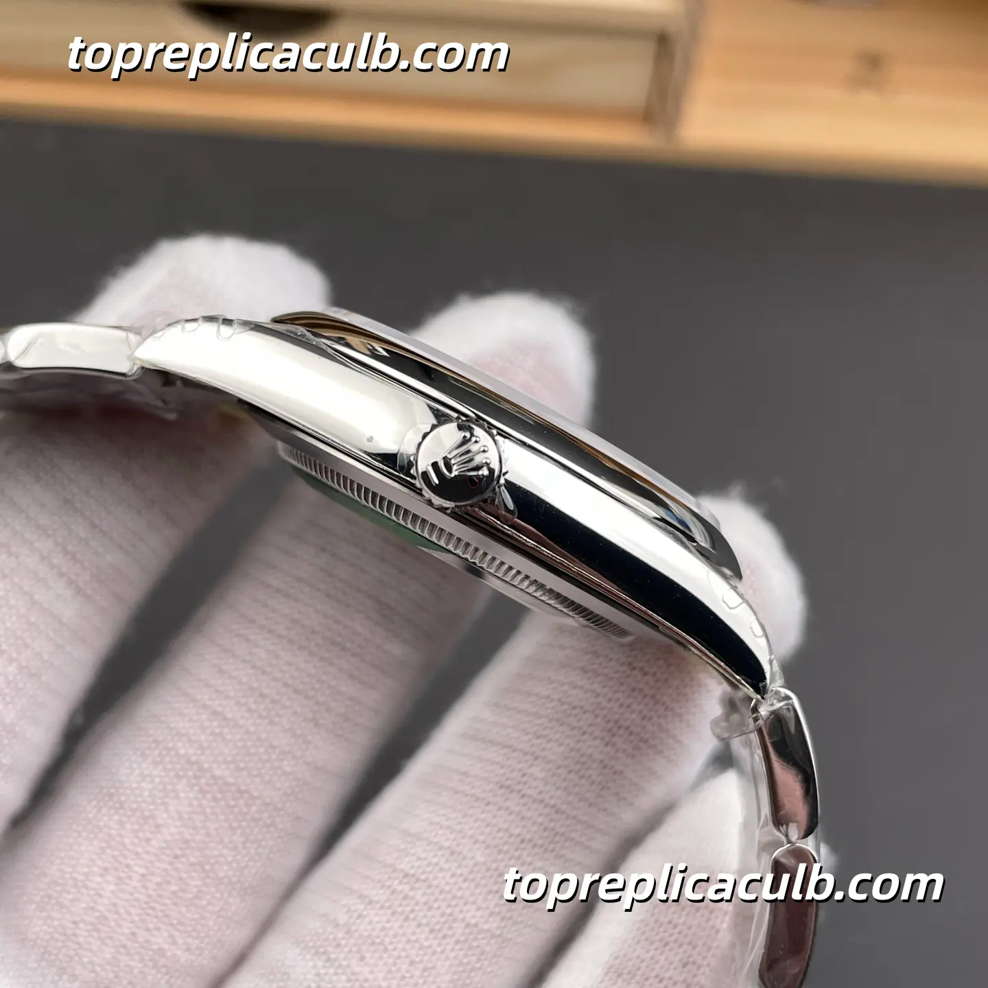 Rolex Oyster Perpetual 41MM 134300-0008 Black Dial Oyster Bracelet Super Clone Watch with 3230 Movement - Image 5