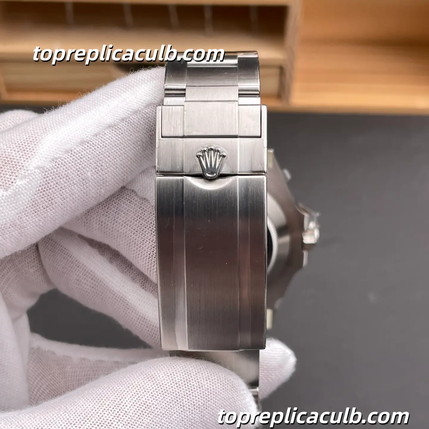Rolex Sea-Dweller 43MM 126600-0001 Black Dial Oyster Bracelet Super Clone Watch with 3235 Movement - Image 9
