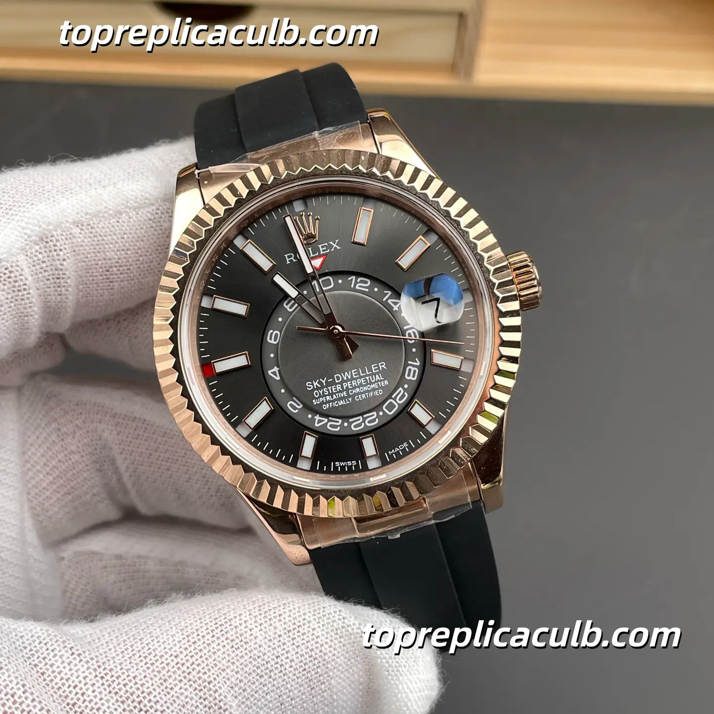 Rolex Sky-Dweller 42MM M336235-0004 Rose Gold Black Dial Oysterflex Super Clone Watch with Annual Calendar and GMT Function - Image 4