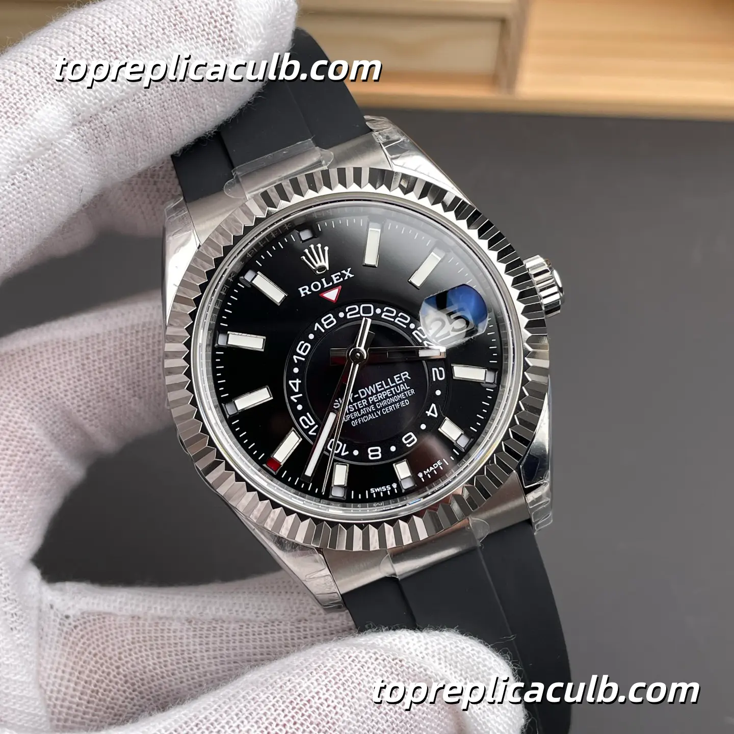 Rolex Sky-Dweller M336239-0002 42MM Black Dial Oysterflex Strap Super Clone Watch with GMT and Annual Calendar - Image 4