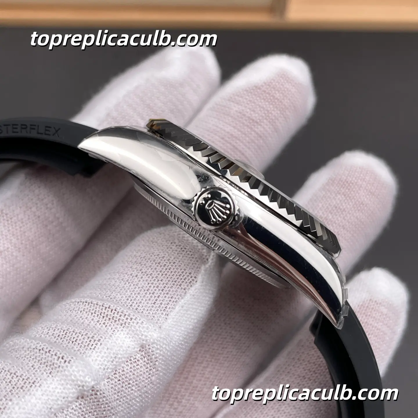 Rolex Sky-Dweller M336239-0002 42MM Black Dial Oysterflex Strap Super Clone Watch with GMT and Annual Calendar - Image 6