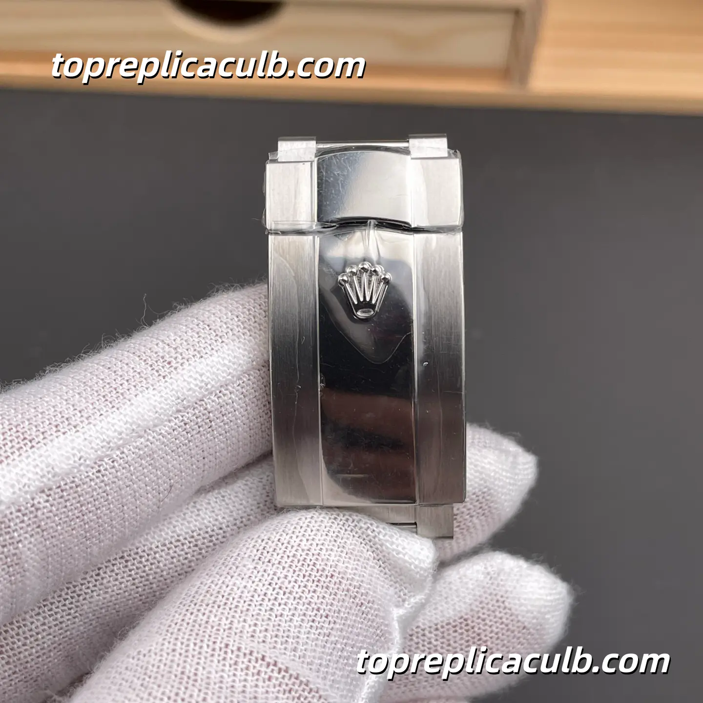 Rolex Sky-Dweller M336239-0002 42MM Black Dial Oysterflex Strap Super Clone Watch with GMT and Annual Calendar - Image 8