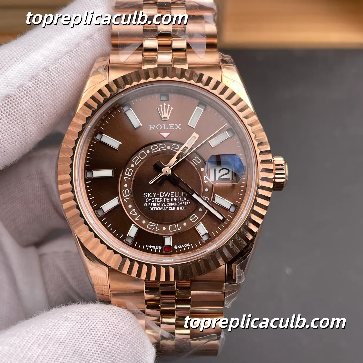Rolex Sky-Dweller M336935-0006 42MM Everose Gold Chocolate Dial Jubilee Bracelet Super Clone Watch with GMT and Annual Calendar - Image 3