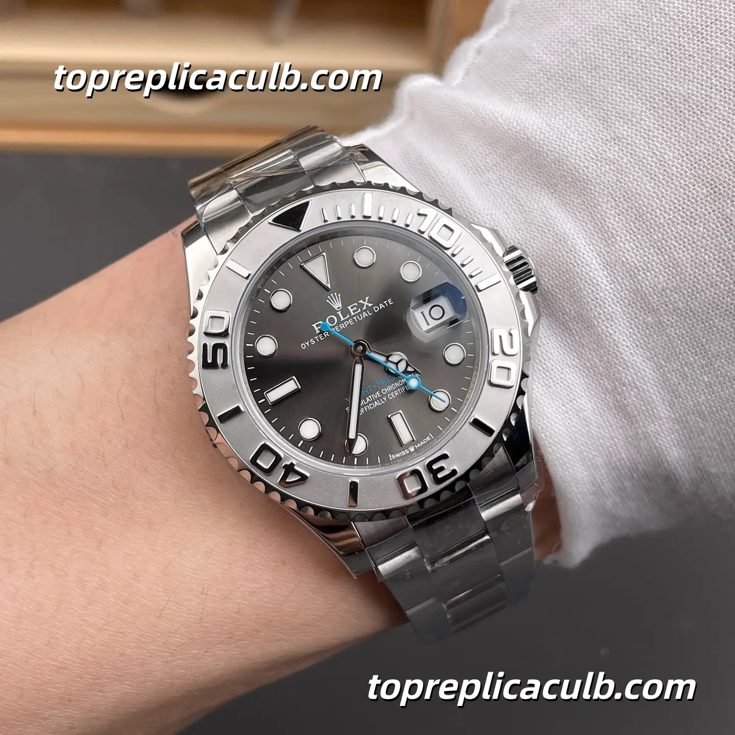 Rolex Yacht-Master 37MM 268622-0002 Rhodium Grey Dial Platinum Bezel Oyster Bracelet Super Clone Watch with 2236 Movement - Image 2