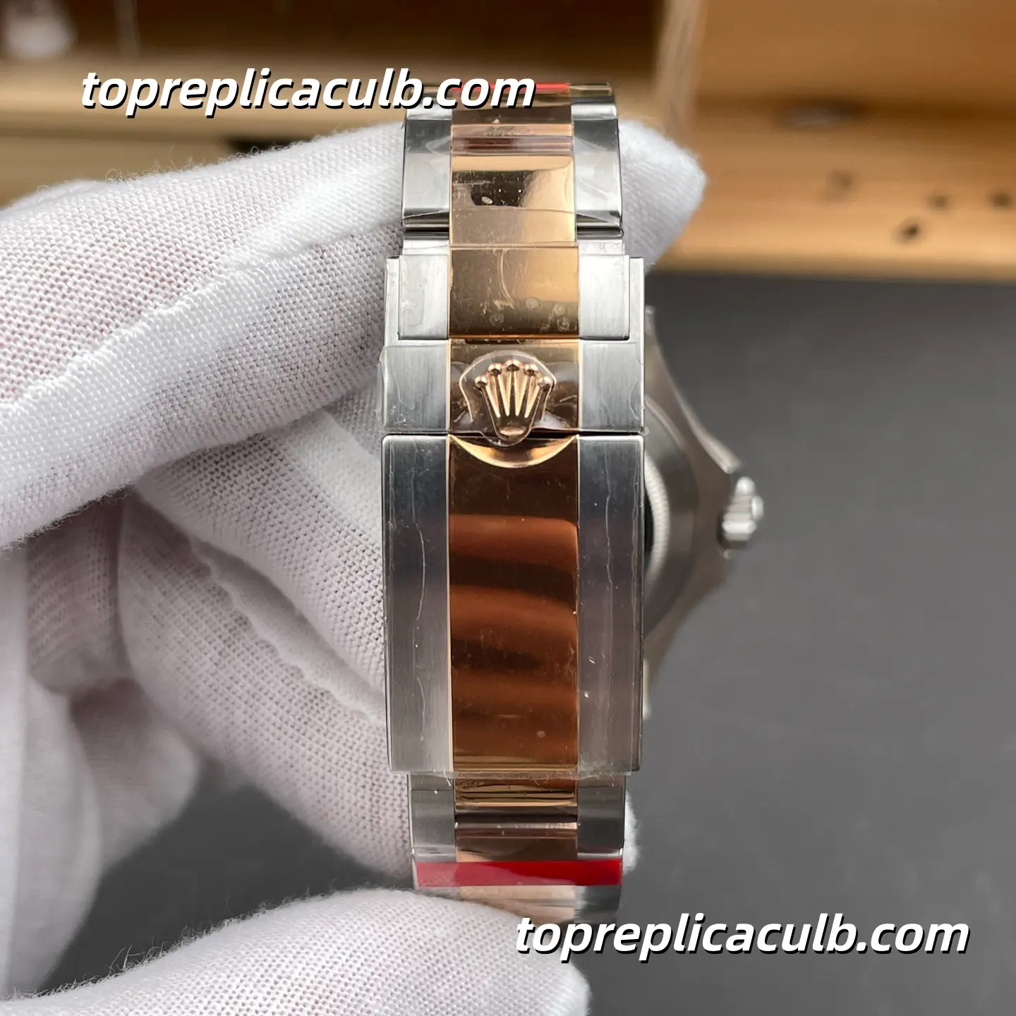 Rolex Yacht-Master 40MM 126621-0001 Chocolate Dial Oyster Bracelet Everose Rolesor Super Clone Watch with 3235 Movement - Image 8