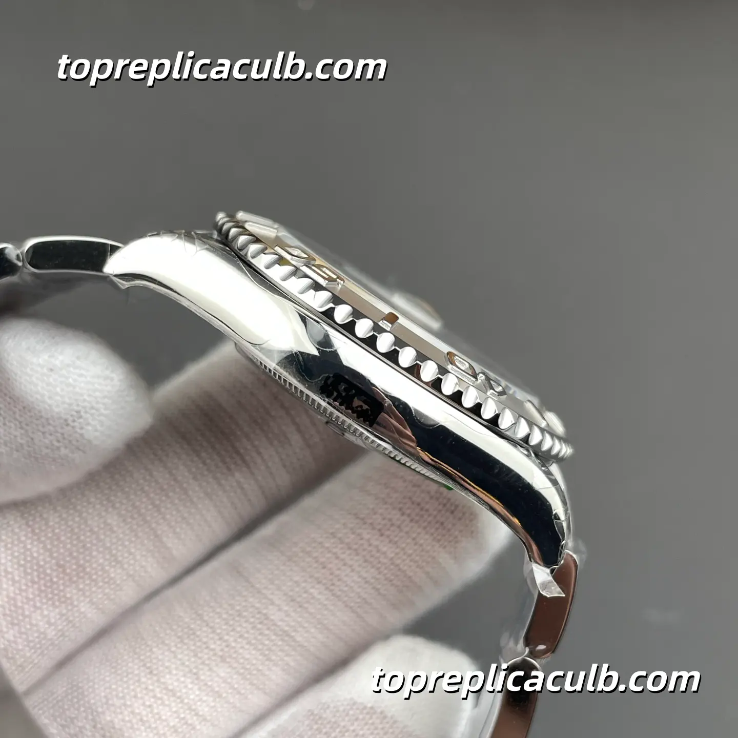 Rolex Yacht-Master 40MM 126622-0001 Rhodium Grey Dial Platinum Bezel Oyster Bracelet Super Clone Watch with 3235 Movement - Image 6