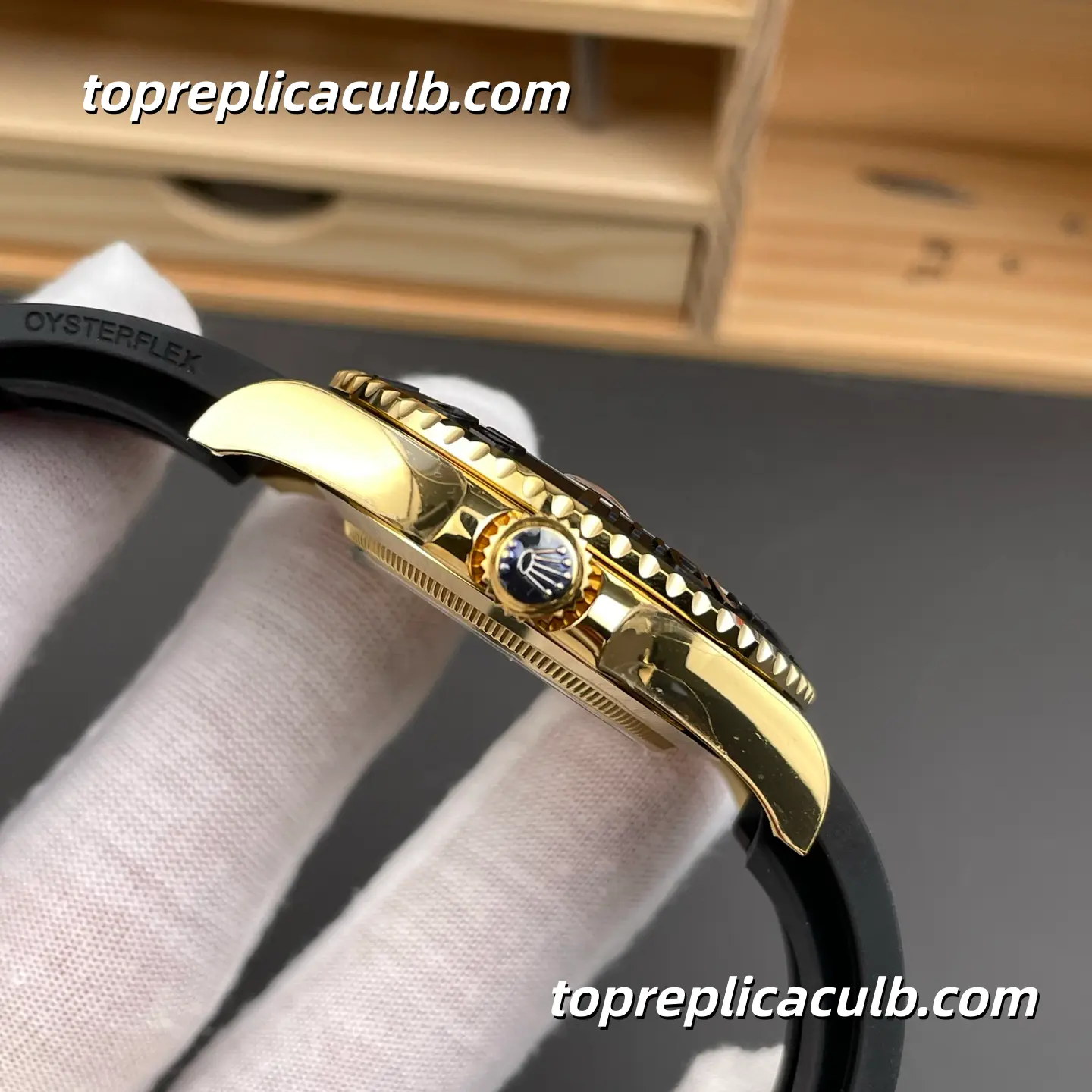 Rolex Yacht-Master 42MM 226658-0001 Black Dial Oysterflex Bracelet Yellow Gold Super Clone Watch with 3235 Movement - Image 5