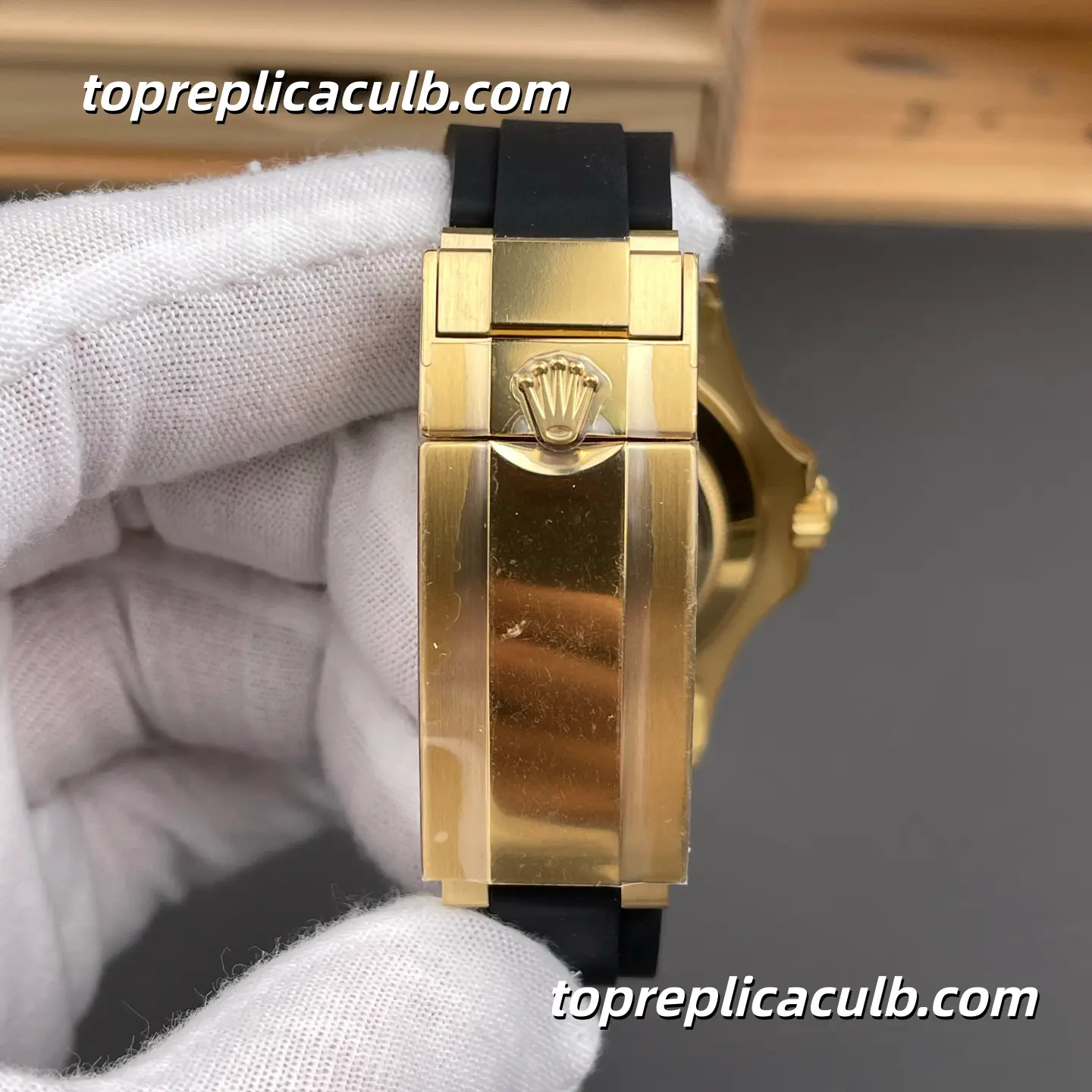 Rolex Yacht-Master 42MM 226658-0001 Black Dial Oysterflex Bracelet Yellow Gold Super Clone Watch with 3235 Movement - Image 8