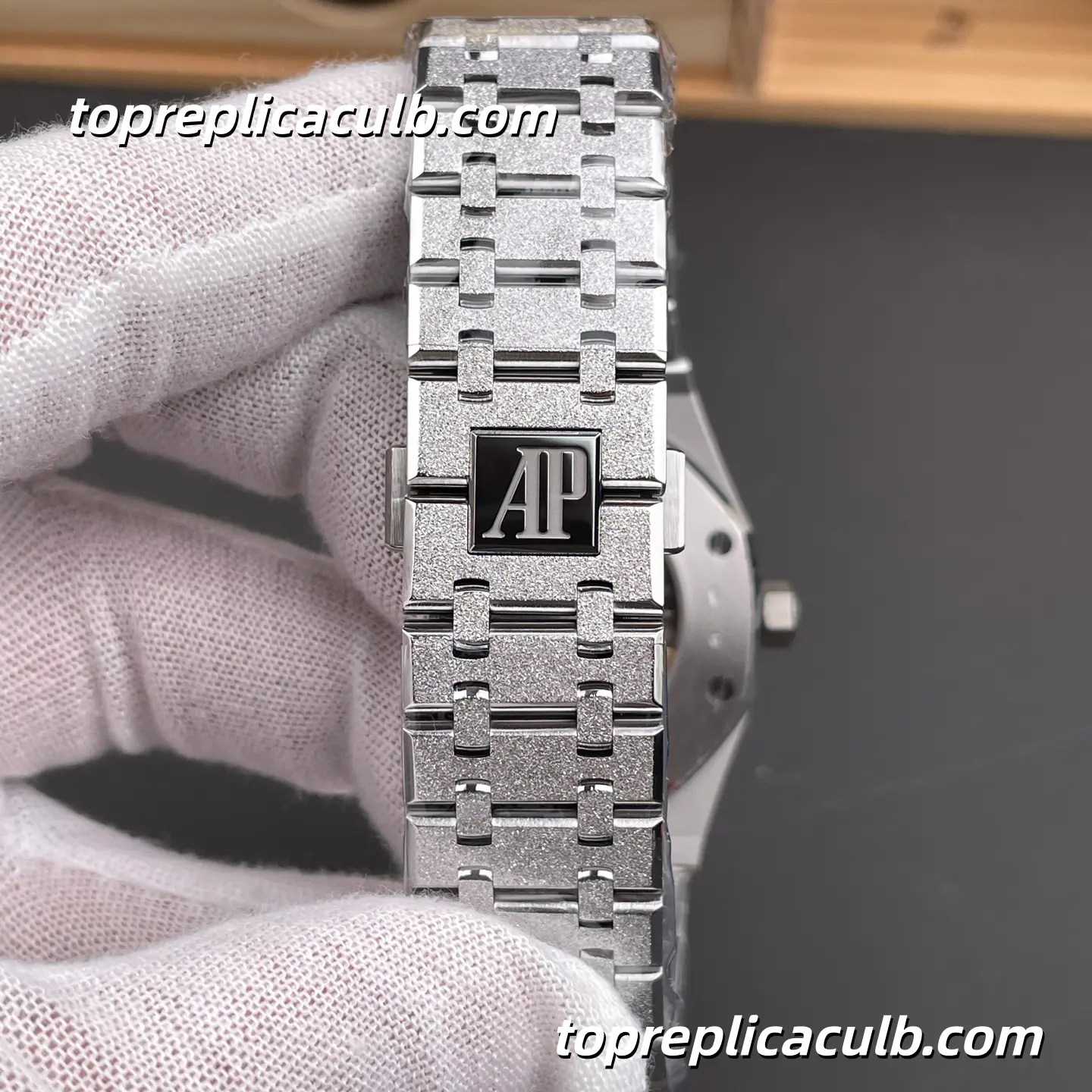 THB Factory Audemars Piguet Royal Oak Double Balance Wheel Openworked 41MM 15407BC.GG.1224BC.01 Frosted Finish Skeleton Dial Bracelet Super Clone Watch - Image 8