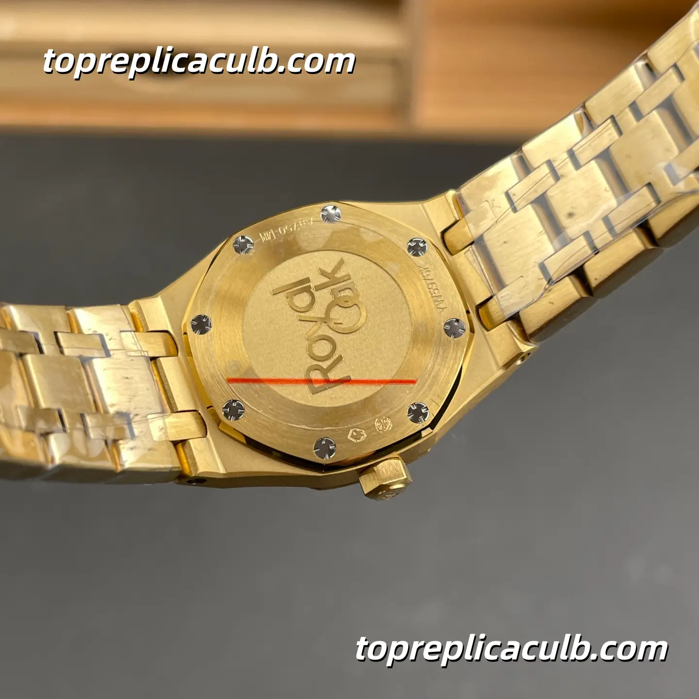 TW Factory Audemars Piguet Royal Oak Mini Frosted Gold 23MM 67630BA.GG.1312BA.01 Yellow Gold “Grande Tapisserie” Dial Frosted Bracelet Super Clone Watch with Quartz Movement - Image 9