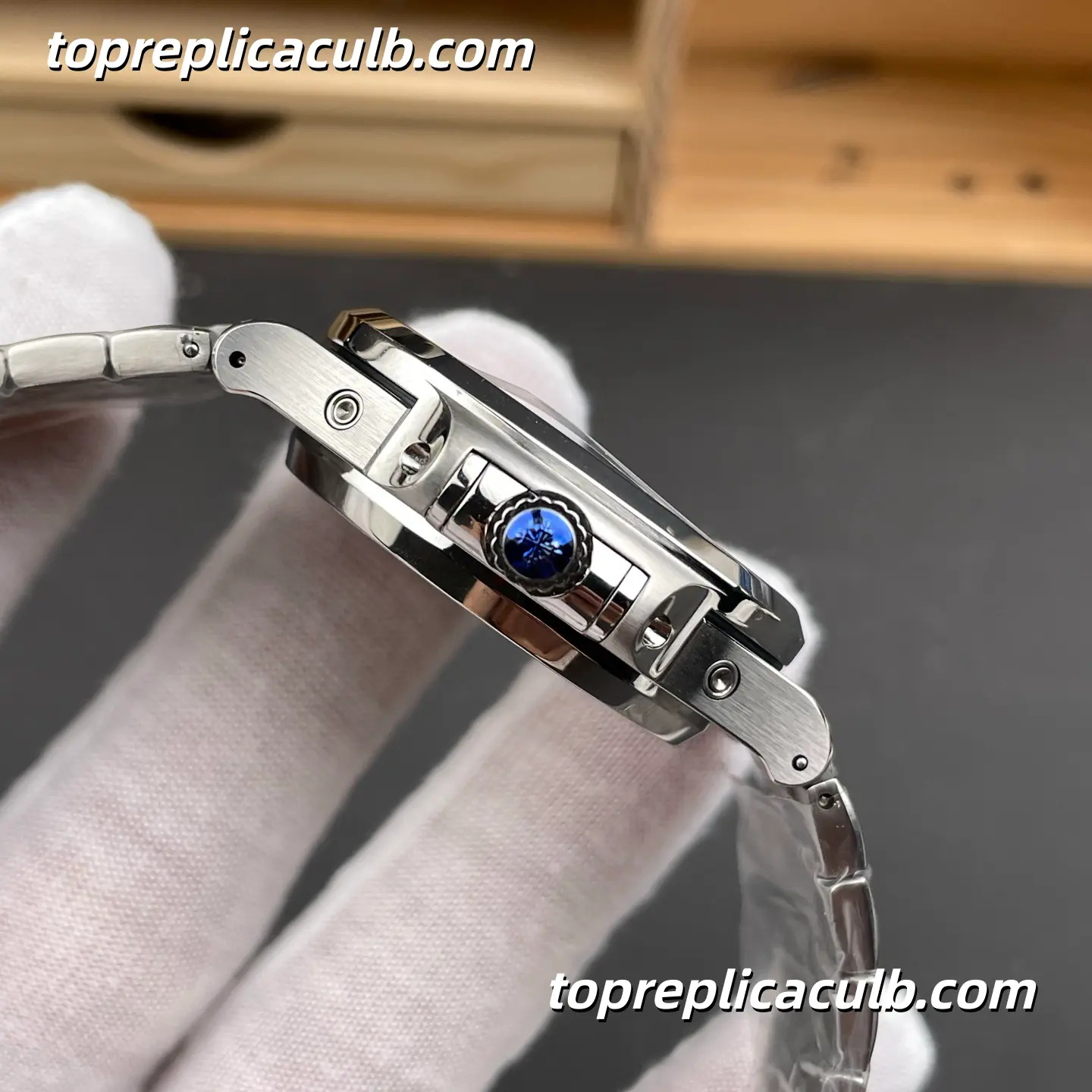 TW Factory Patek Philippe Nautilus Series 5740/1G-001 Super Clone Watch 40mm Blue Dial Stainless Steel Case and Bracelet Perpetual Calendar Moonphase Automatic Movement - Image 6