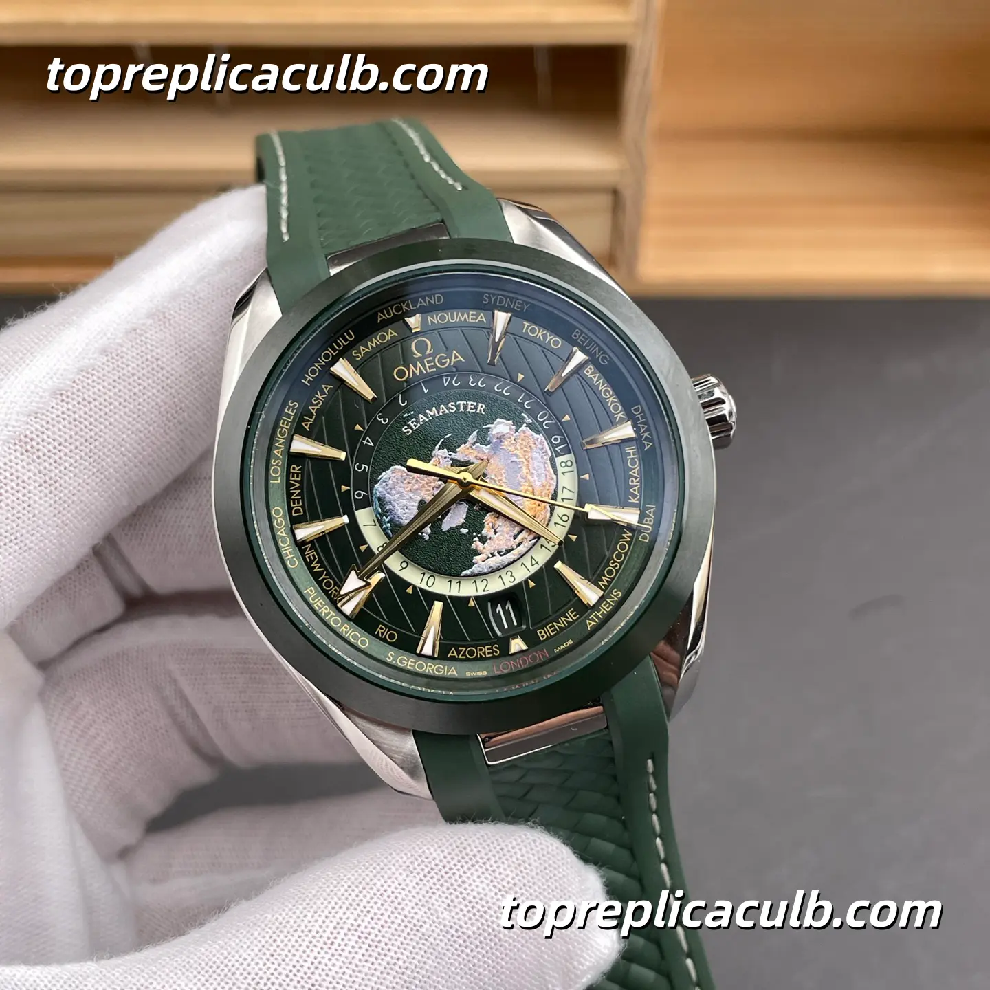 VS Factory Omega Seamaster Aqua Terra Worldtimer Ref.220.32.43.22.10.001 43MM Green Dial Green Rubber Strap 8938 1:1 Movement Super Clone Watch - Image 4