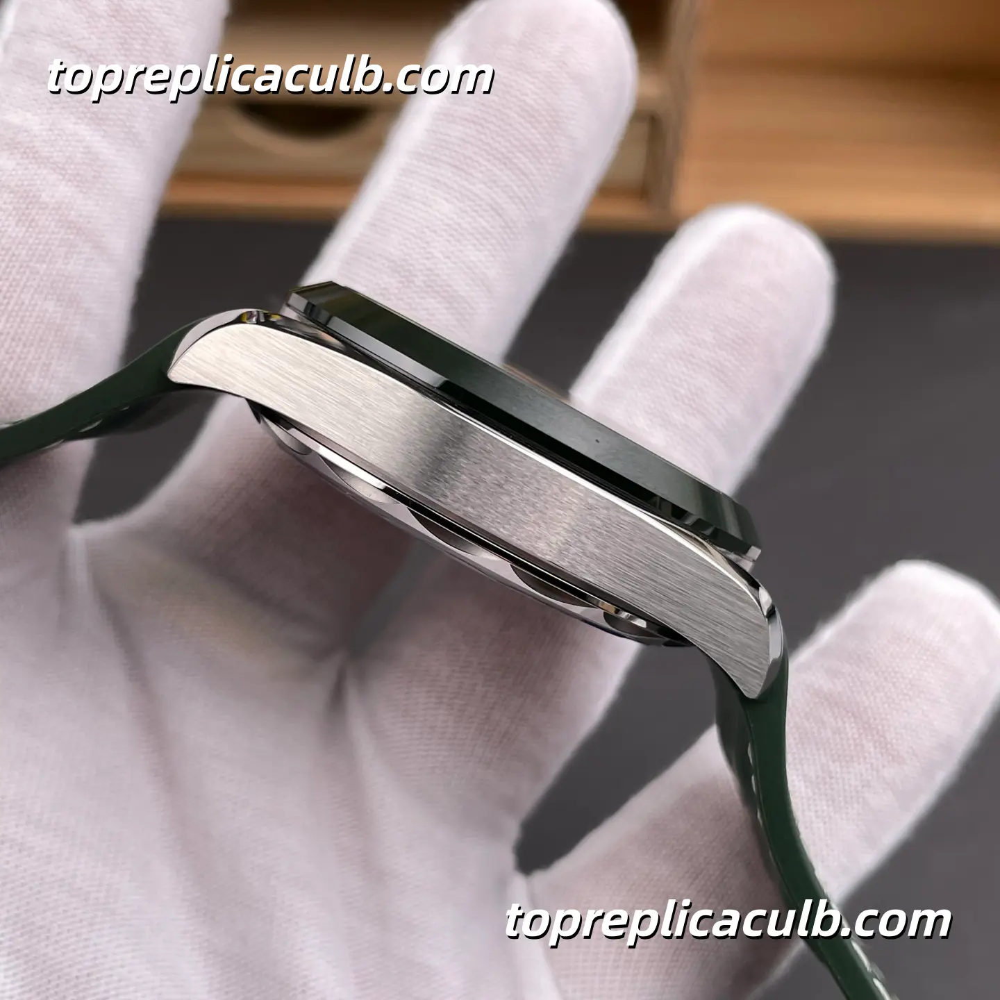 VS Factory Omega Seamaster Aqua Terra Worldtimer Ref.220.32.43.22.10.001 43MM Green Dial Green Rubber Strap 8938 1:1 Movement Super Clone Watch - Image 6