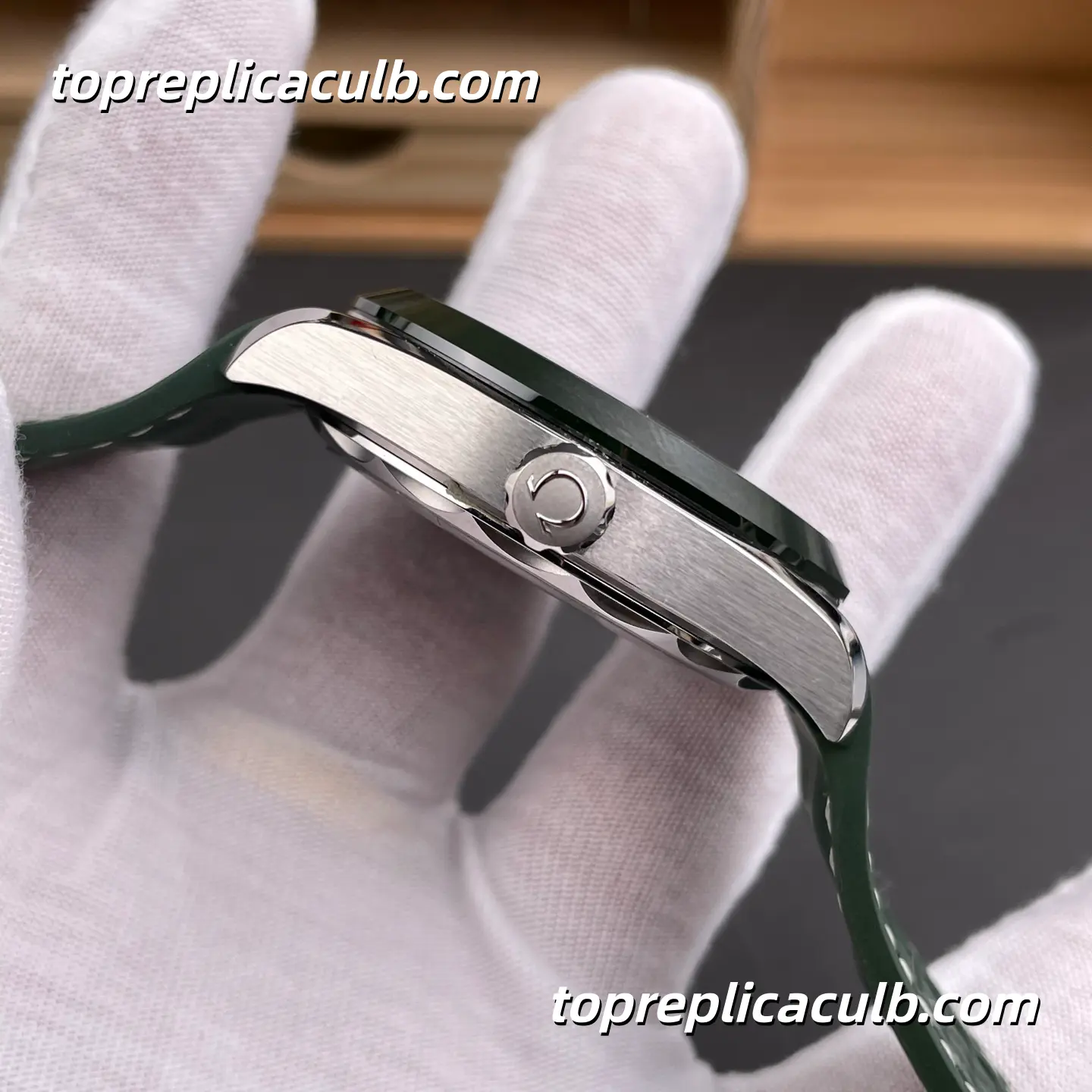 VS Factory Omega Seamaster Aqua Terra Worldtimer Ref.220.32.43.22.10.001 43MM Green Dial Green Rubber Strap 8938 1:1 Movement Super Clone Watch - Image 5