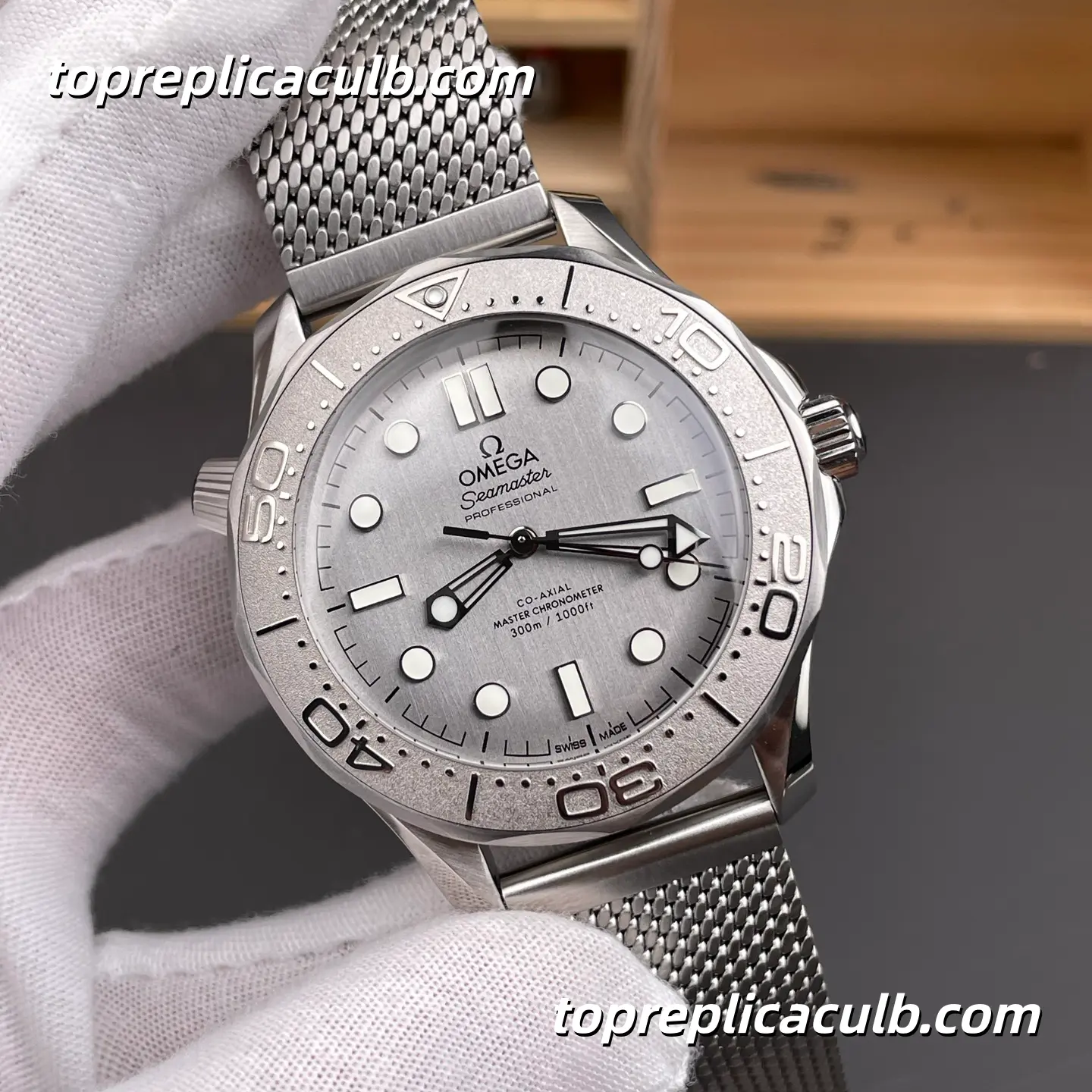 VS Factory Omega Seamaster Diver 300M Ref.210.30.42.20.06.002 42MM Silver Dial Mesh Bracelet Super Clone Watch, 1:1 Replica 2824 Automatic Movement - Image 4