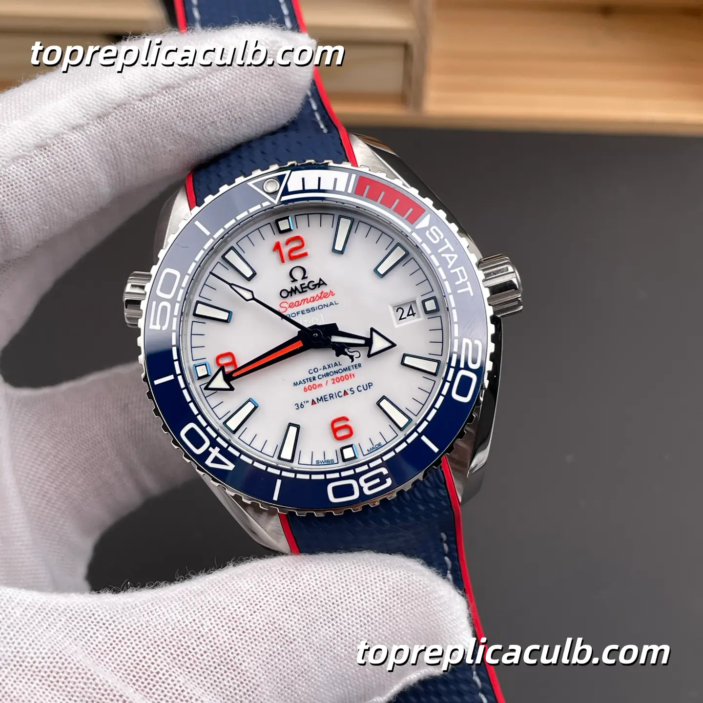 VS Factory Omega Seamaster Planet Ocean “America’s Cup” Ref.215.32.43.21.04.001 43.5MM White Dial Blue Red Ceramic Bezel Rubber Strap Super Clone Watch With 1:1 Replica 8900 Movement - Image 4