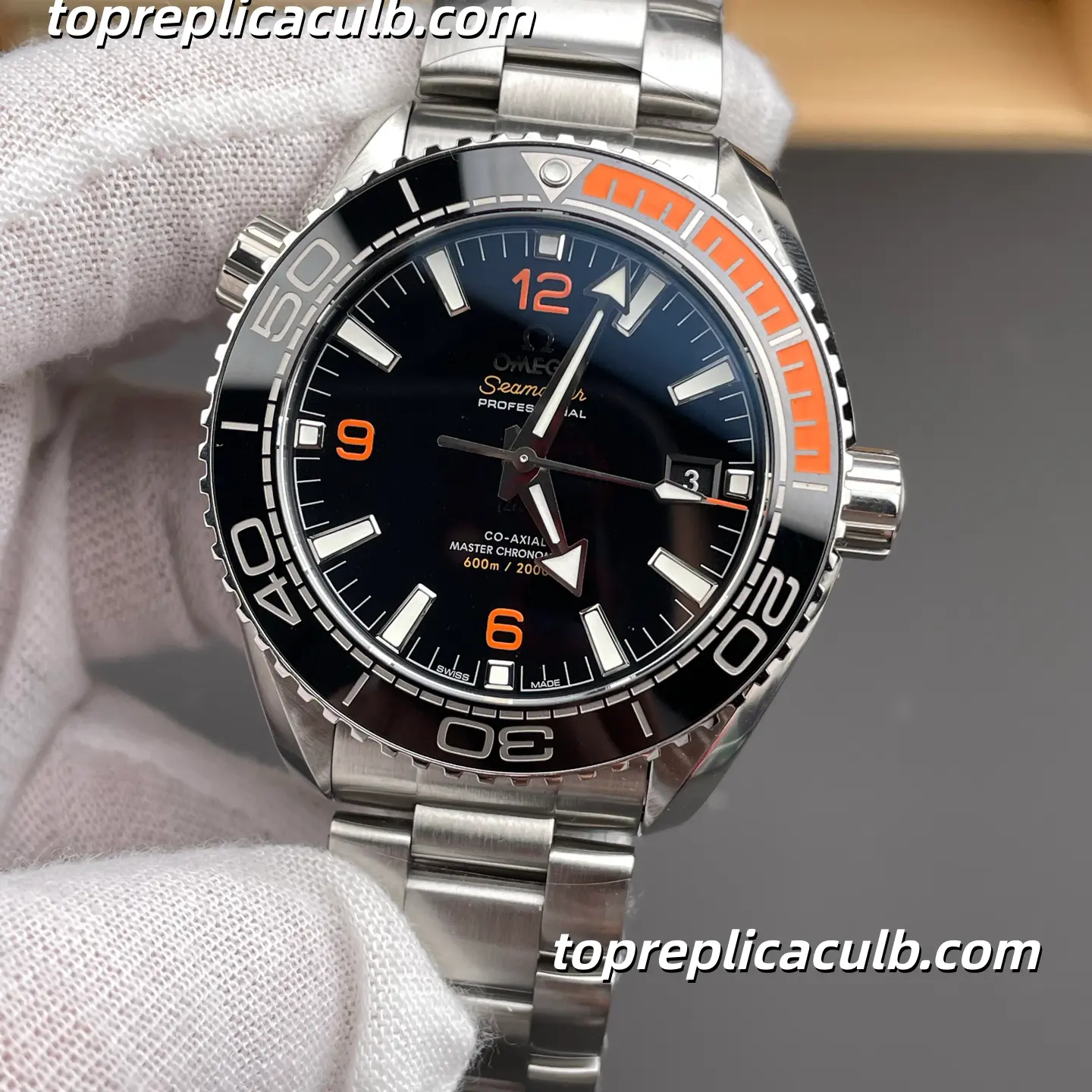VS Factory Omega Seamaster Planet Ocean Ref.215.30.44.21.01.002 43.5MM Black Dial Orange Bezel Super Clone Watch