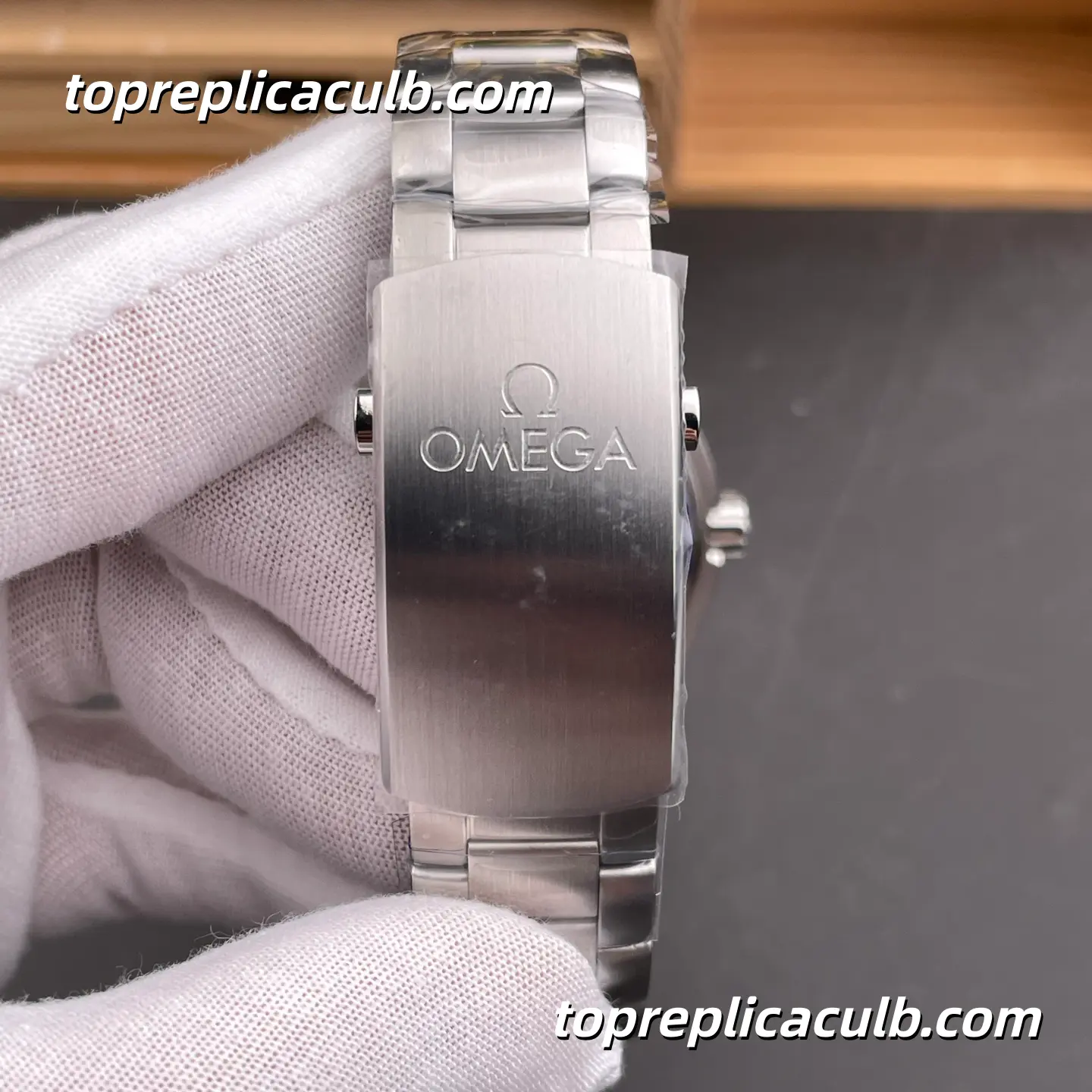 VS Factory Omega Seamaster Planet Ocean Ref.232.30.38.20.04.001 37.5MM White Dial Stainless Steel Bracelet 8800 Movement Super Clone Watch - Image 10