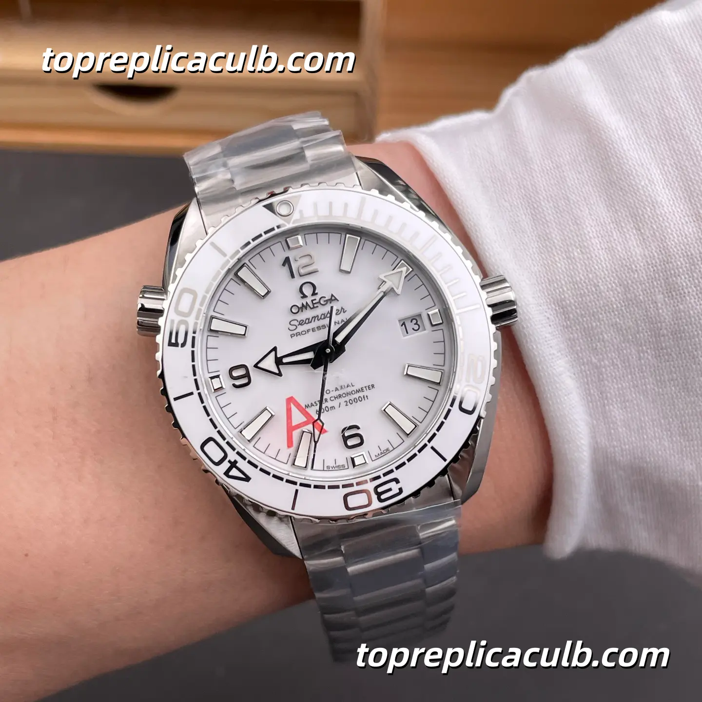 VS Factory Omega Seamaster Planet Ocean Ref.232.30.38.20.04.001 37.5MM White Dial Stainless Steel Bracelet 8800 Movement Super Clone Watch - Image 2
