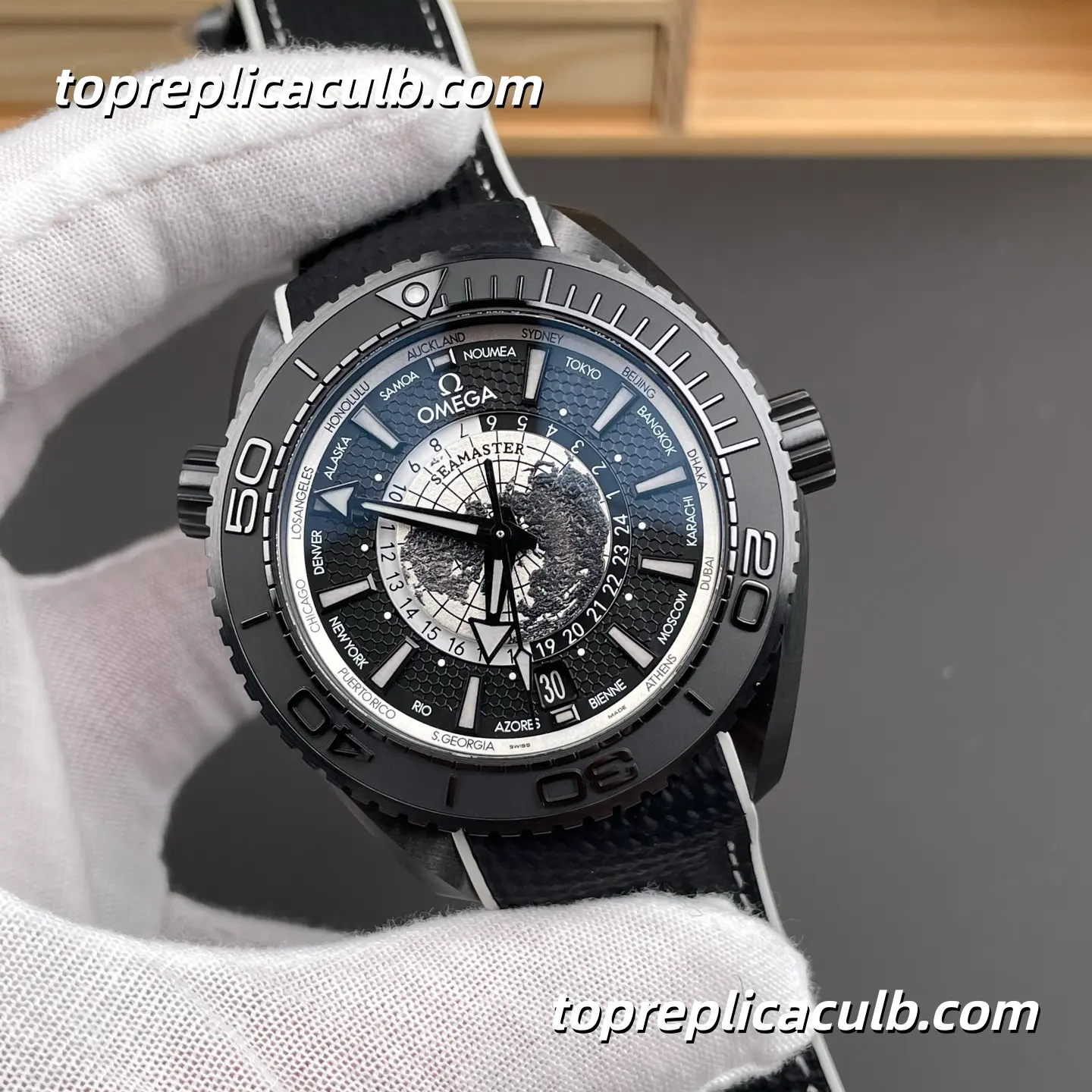 VS Factory Omega Seamaster Planet Ocean Worldtimer “Deep Black” Ref.215.92.46.22.01.007 45.5MM Black Ceramic Bezel Rubber Strap Super Clone Watch With 1:1 Replica 8938 Movement - Image 4