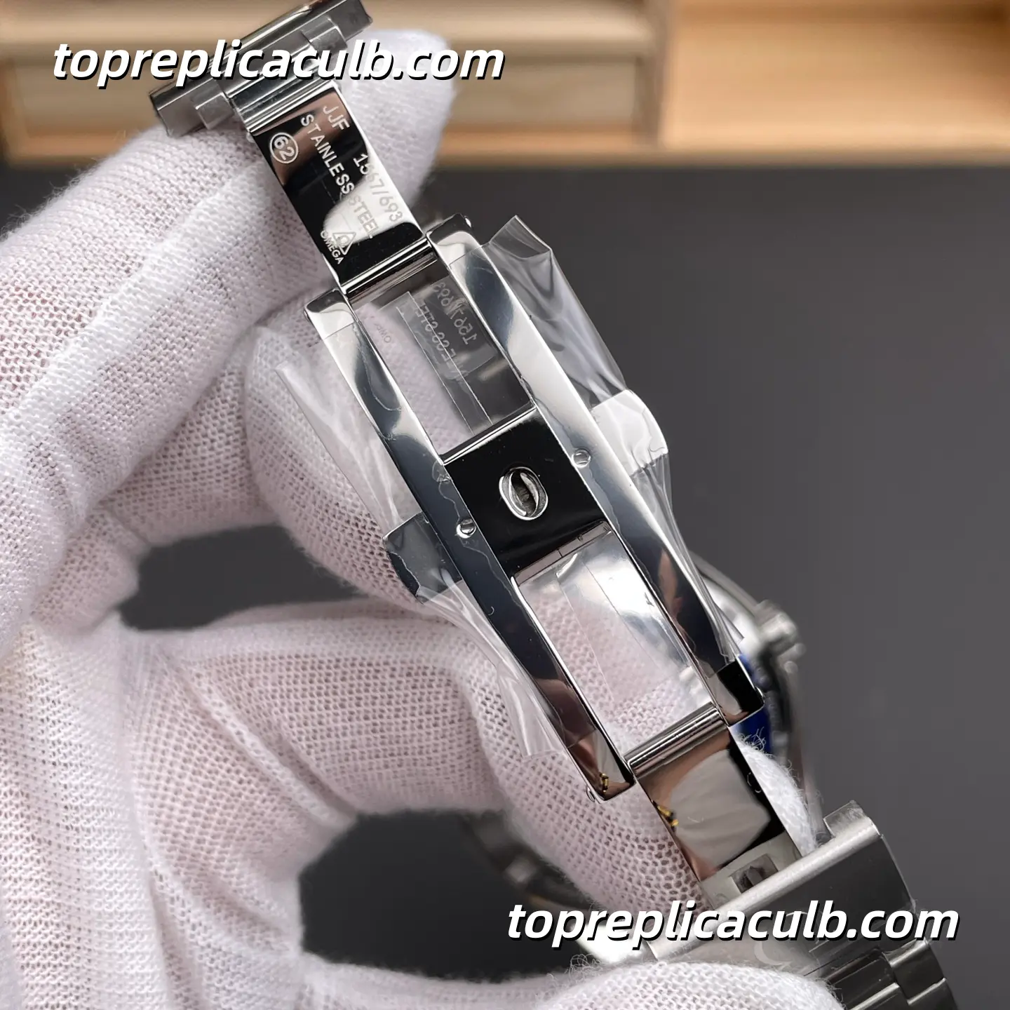 VS Factory Omega Seamaster Ref.231.10.42.21.01.002 “Bumblebee” 41.5MM Black Dial Super Clone Watch with Stainless Steel Bracelet and 1:1 Clone 8508 Automatic Movement - Image 8