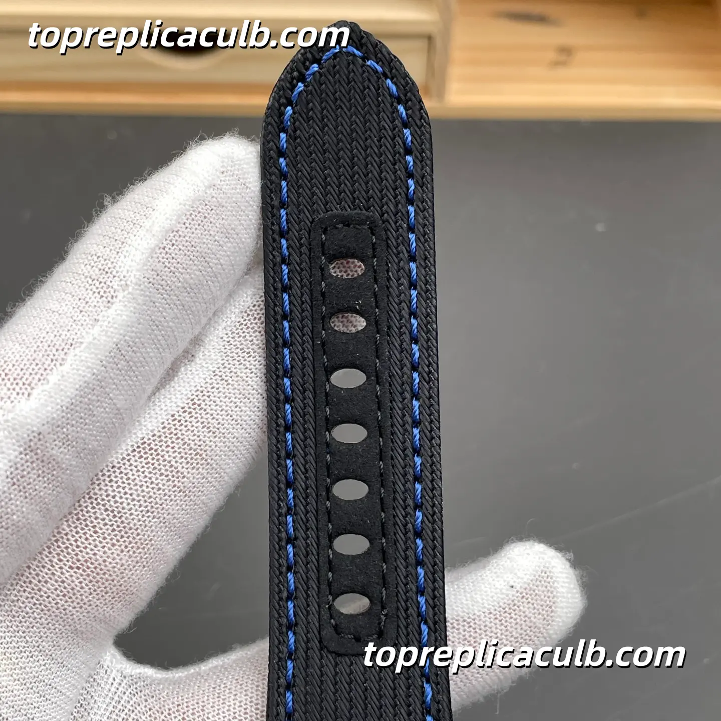 VS Factory Panerai Luminor GMT “Blue Phantom” PAM01176 44MM Matte Black Ceramic Style Case Black Sandwich Dial Blue GMT Hand Super Clone Watch With Cal.P.9010 Automatic GMT Movement - Image 9
